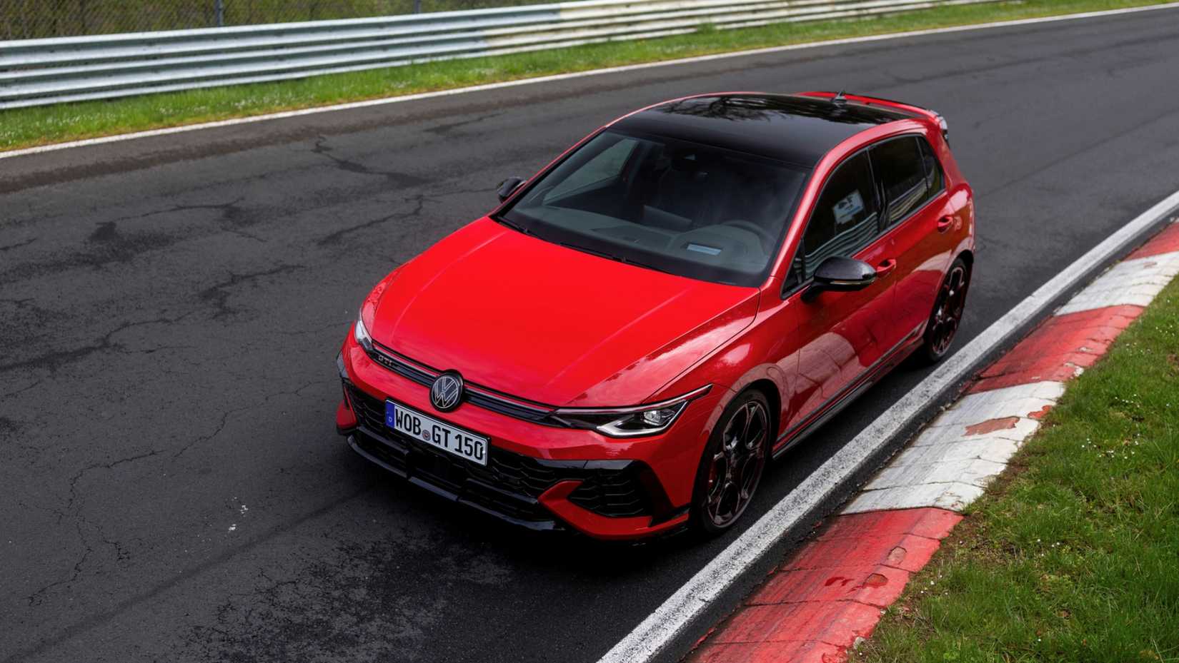 Volkswagen Golf GTI Edition 50: Önden Çekişli Rekor Kıran Hatchback