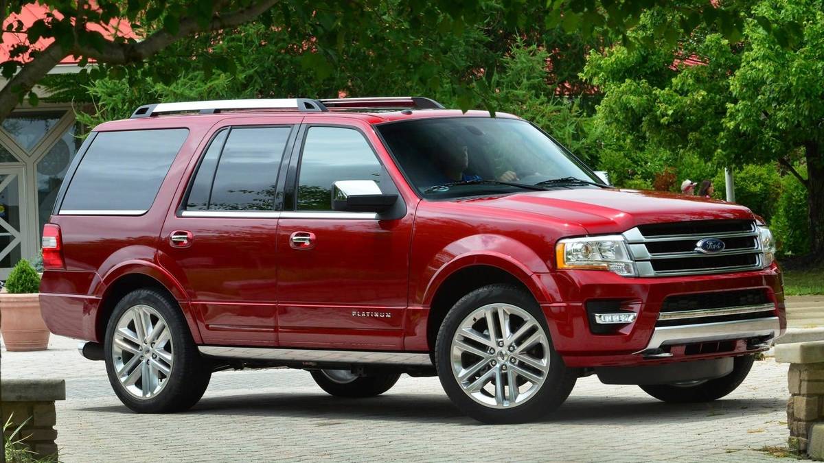 2017 Ford Expedition XLT 4WD | CarBuzz