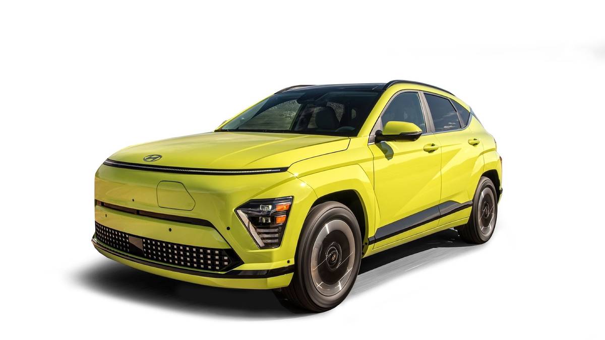 2024 Hyundai Kona SEL FWD | CarBuzz