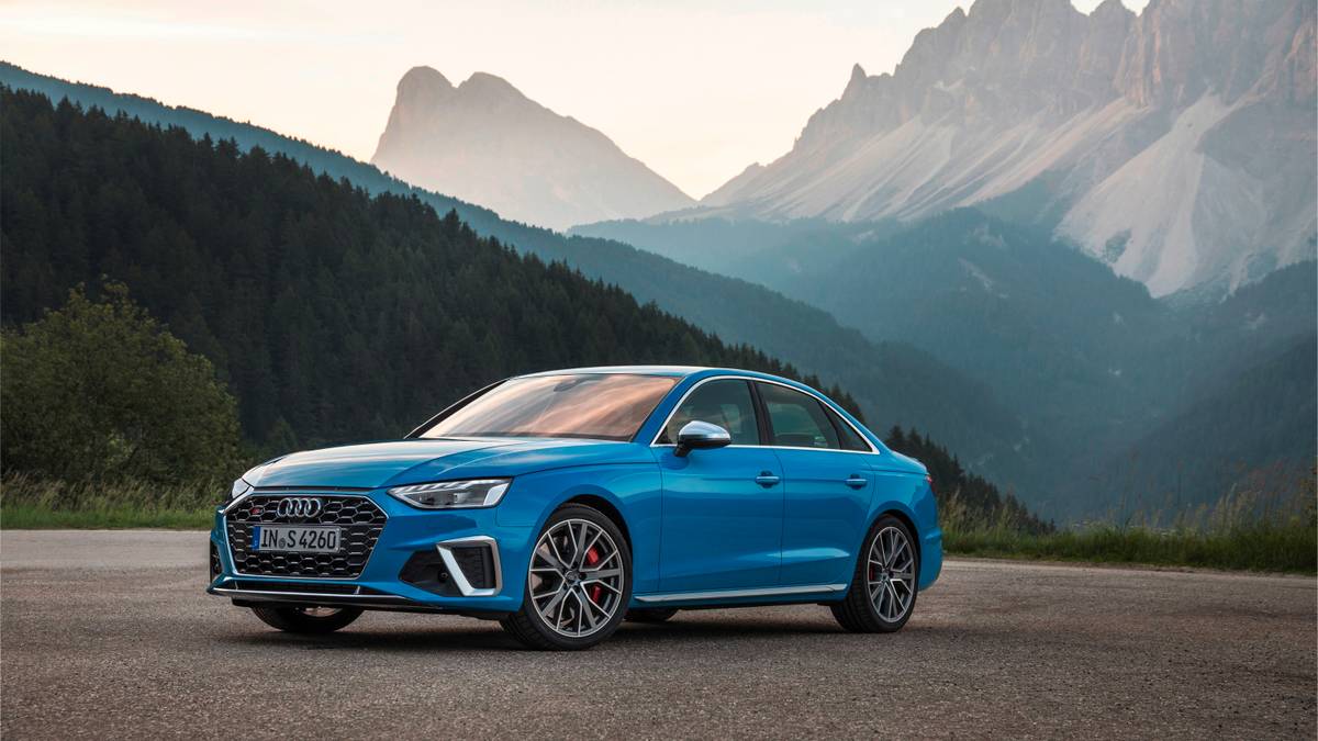 2025 Audi S4 Sedan Interior Photos