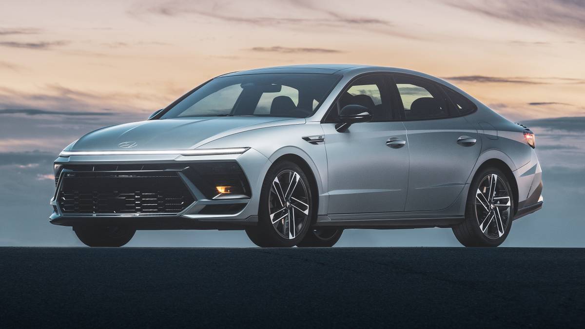 2025 Hyundai Sonata Pricing, Photos & Specs