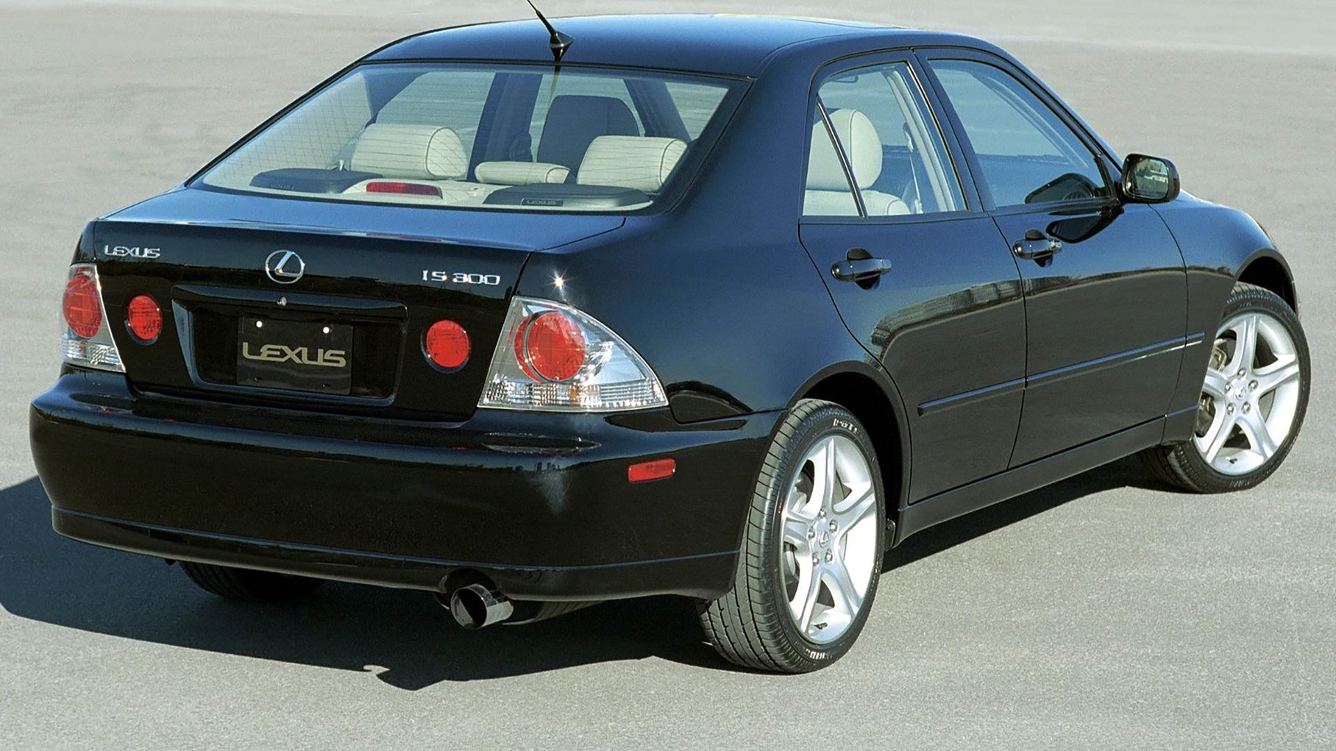 10 Of The Smallest 6-Cylinder Engines In Modern Cars