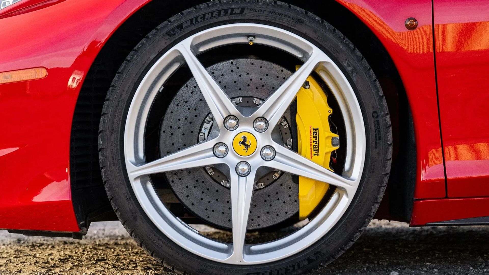 2010 Ferrari 458 Italia front wheel