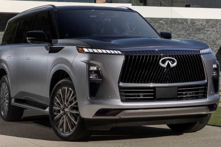 Infinity R Spec Infiniti Teases QX80 R-Spec Concept With GT-R Engine For SEMA