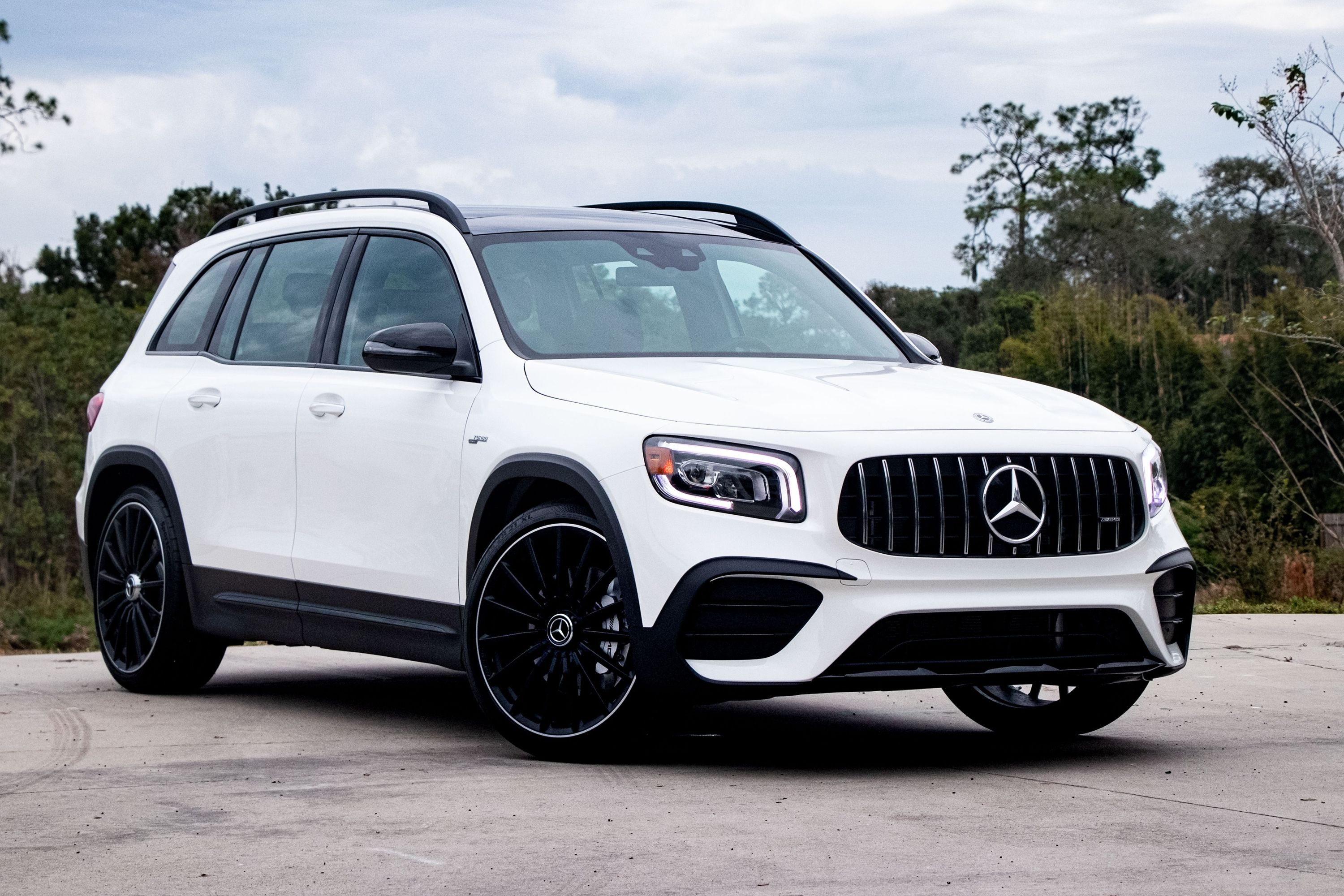 2025 MercedesBenz AMG GLB 35 Photos Interior CarBuzz