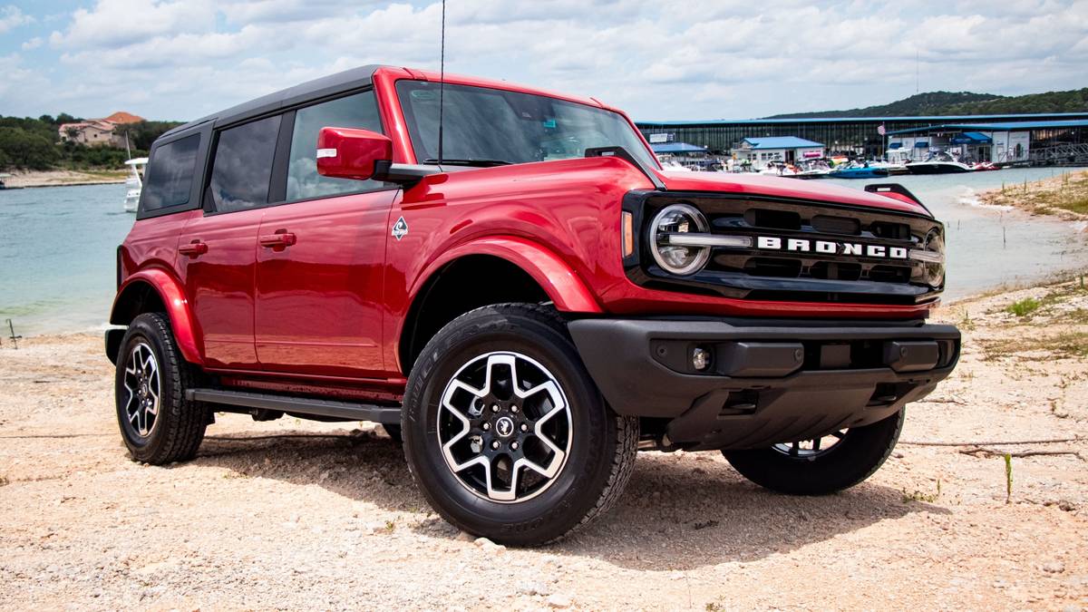 2026 Ford Bronco Pricing, Photos & Specs