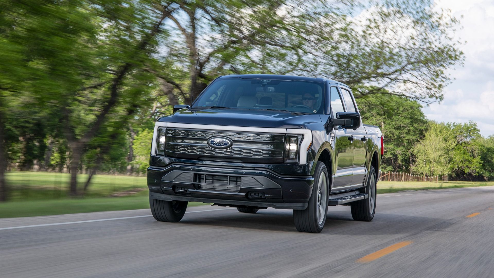 Ford F-150 Lightning Platinum 3/4 front view