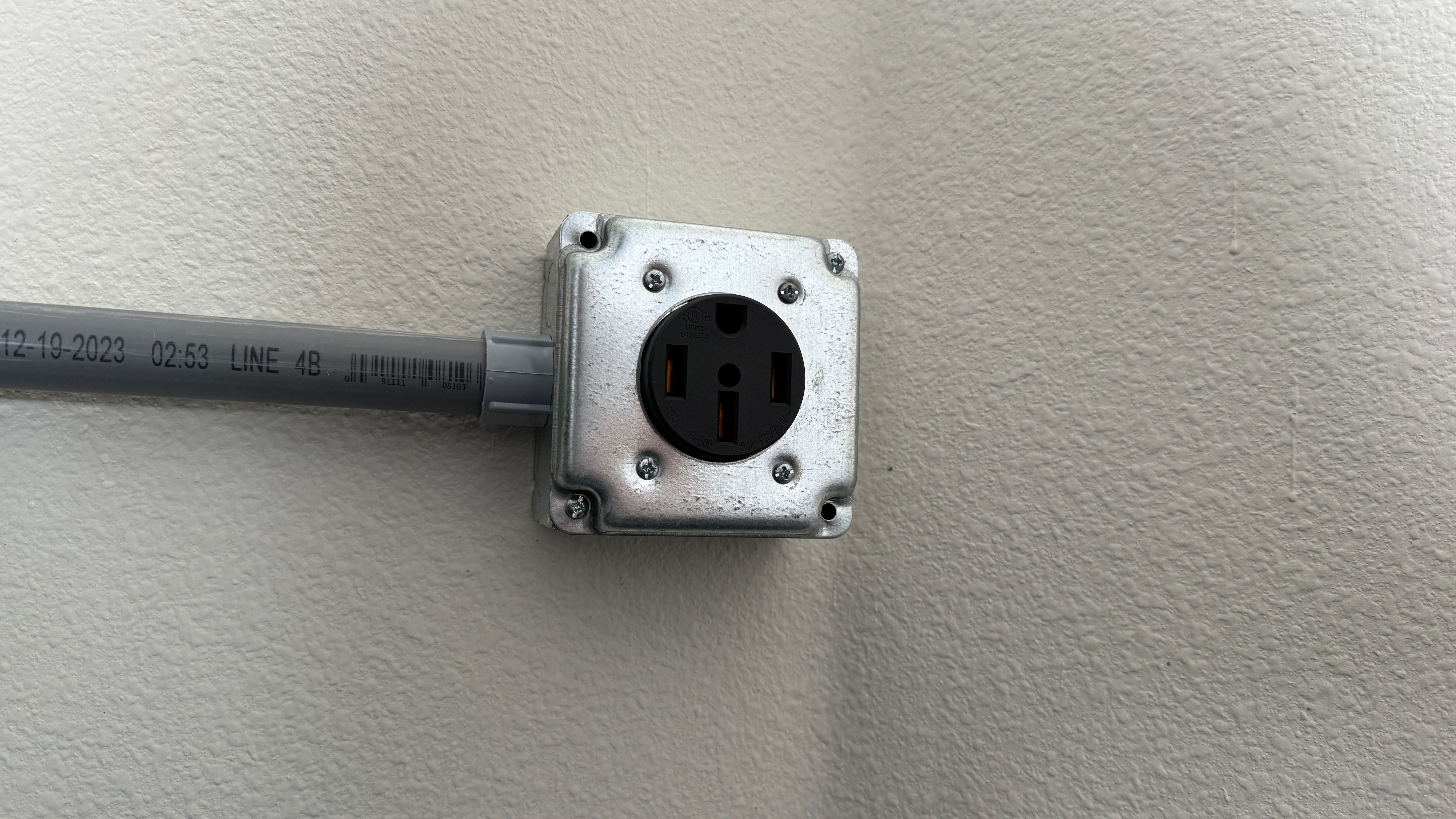 NEMA 14-50 Charging Outlet