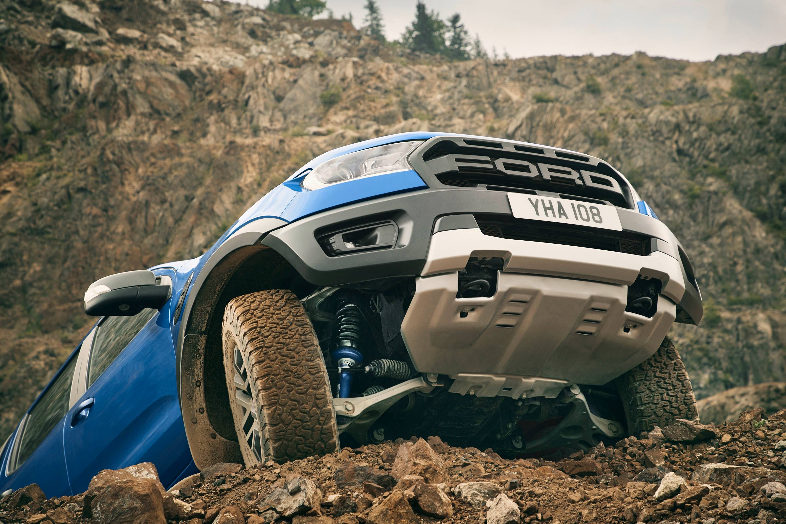 Ford Ranger Raptor Old Model New Vs. Old: 2024 Twin-Turbo V6 Ford Ranger Raptor Vs. 2019 ...