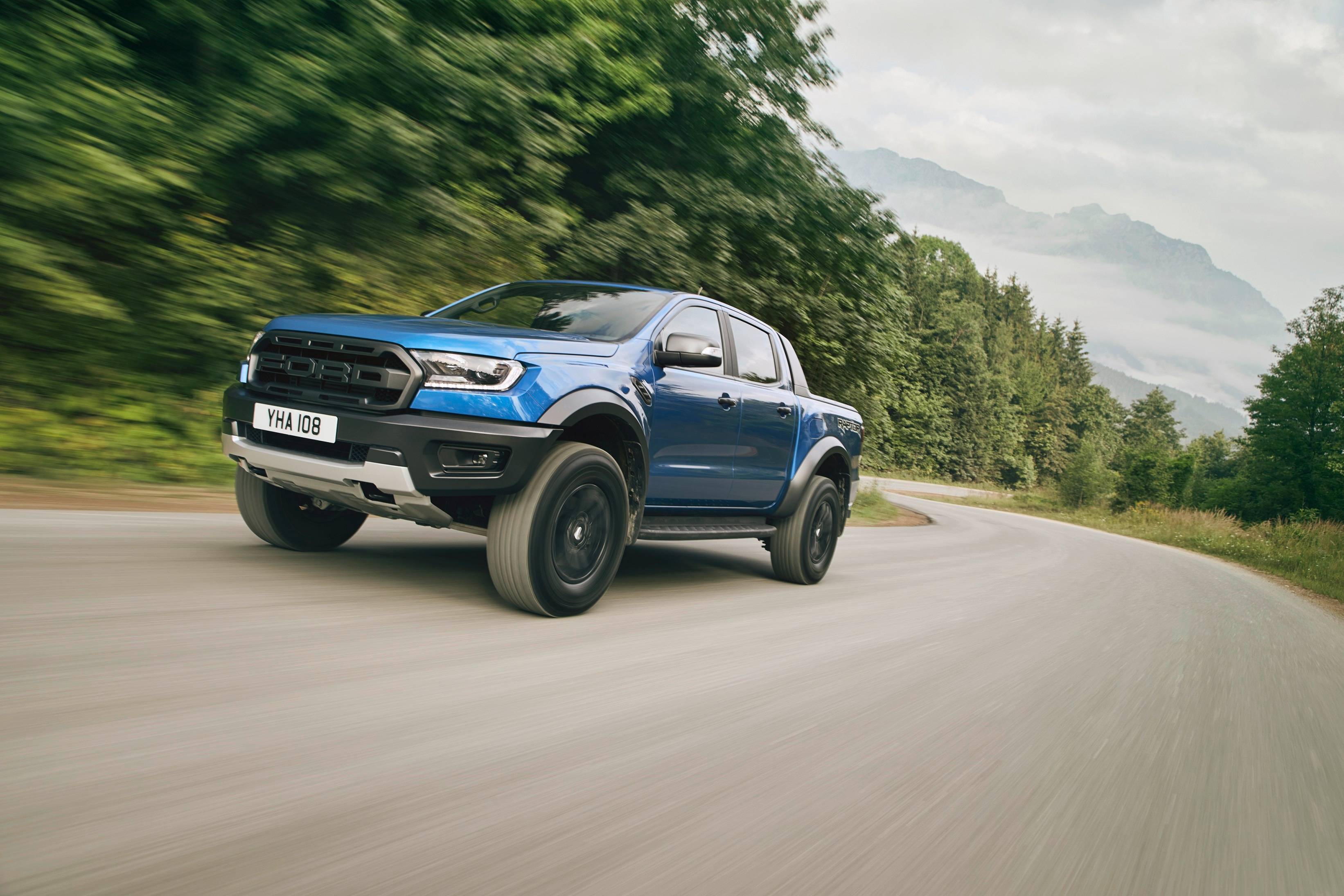 Ford Ranger Raptor Old Model New Vs. Old: 2024 Twin-Turbo V6 Ford Ranger Raptor Vs. 2019 ...