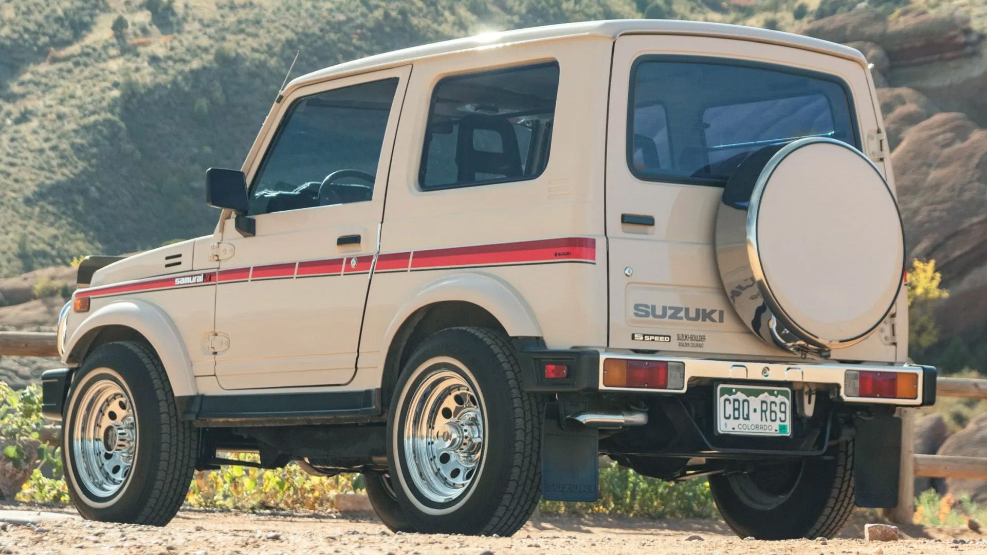 Suzuki Samurai: Revisiting The Popular Baby Wrangler