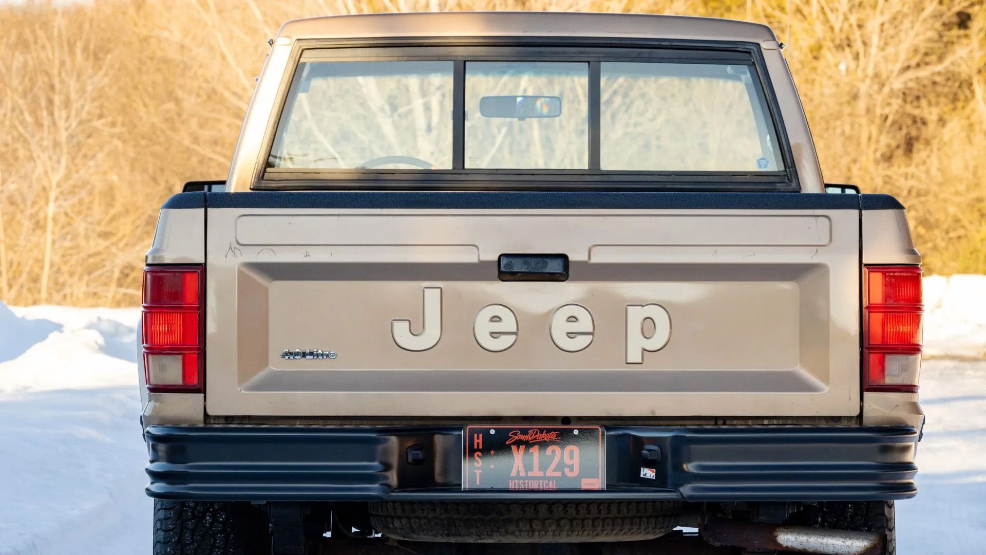 1988 Jeep Comanche Pioneer