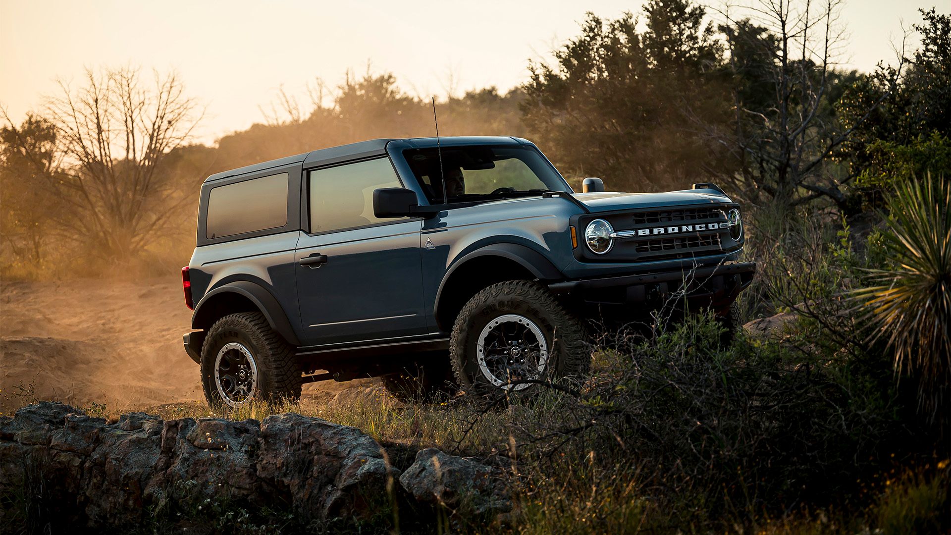 2021 Ford Bronco Drive