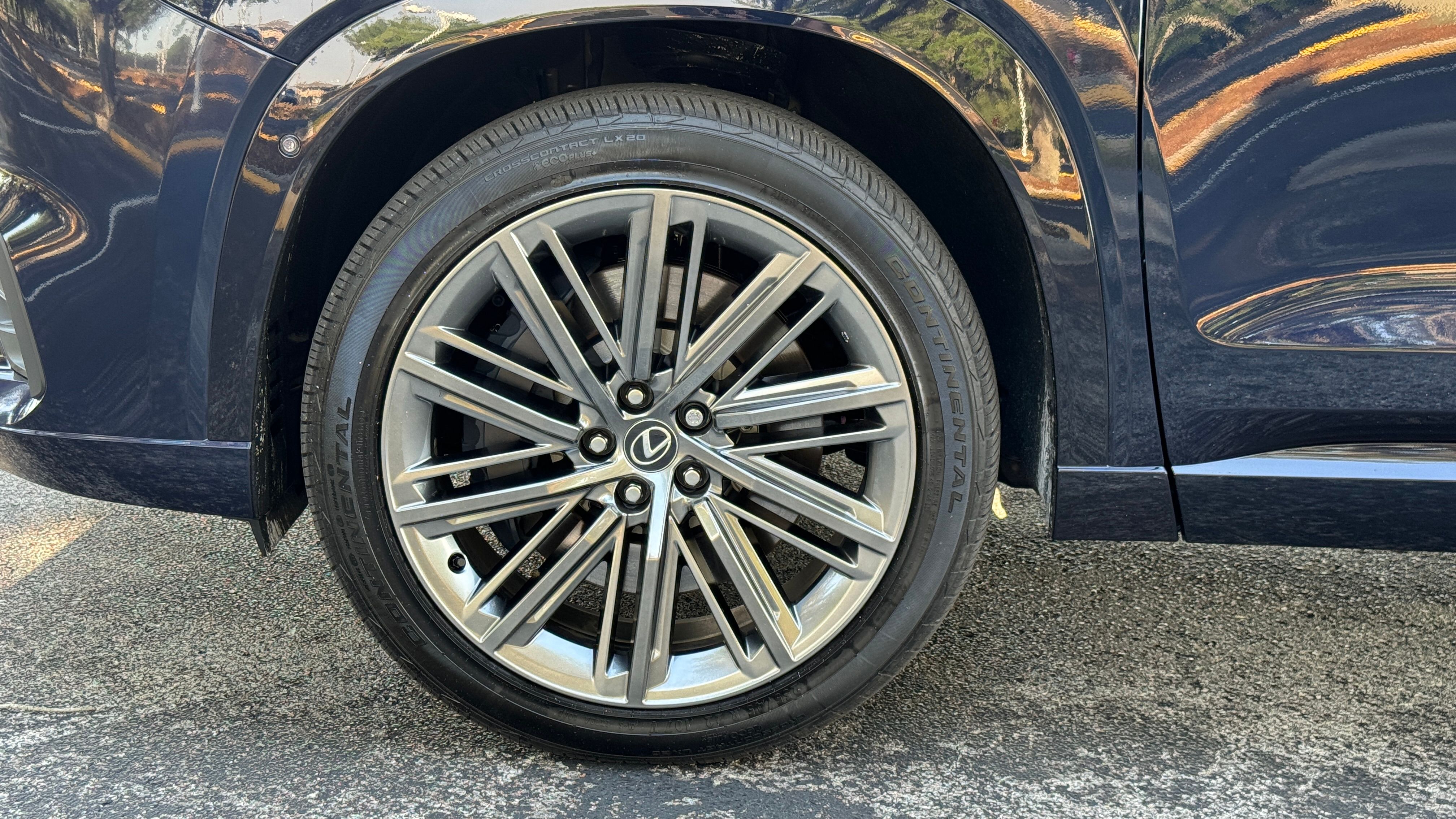 2024 Lexus TX PHEV wheel