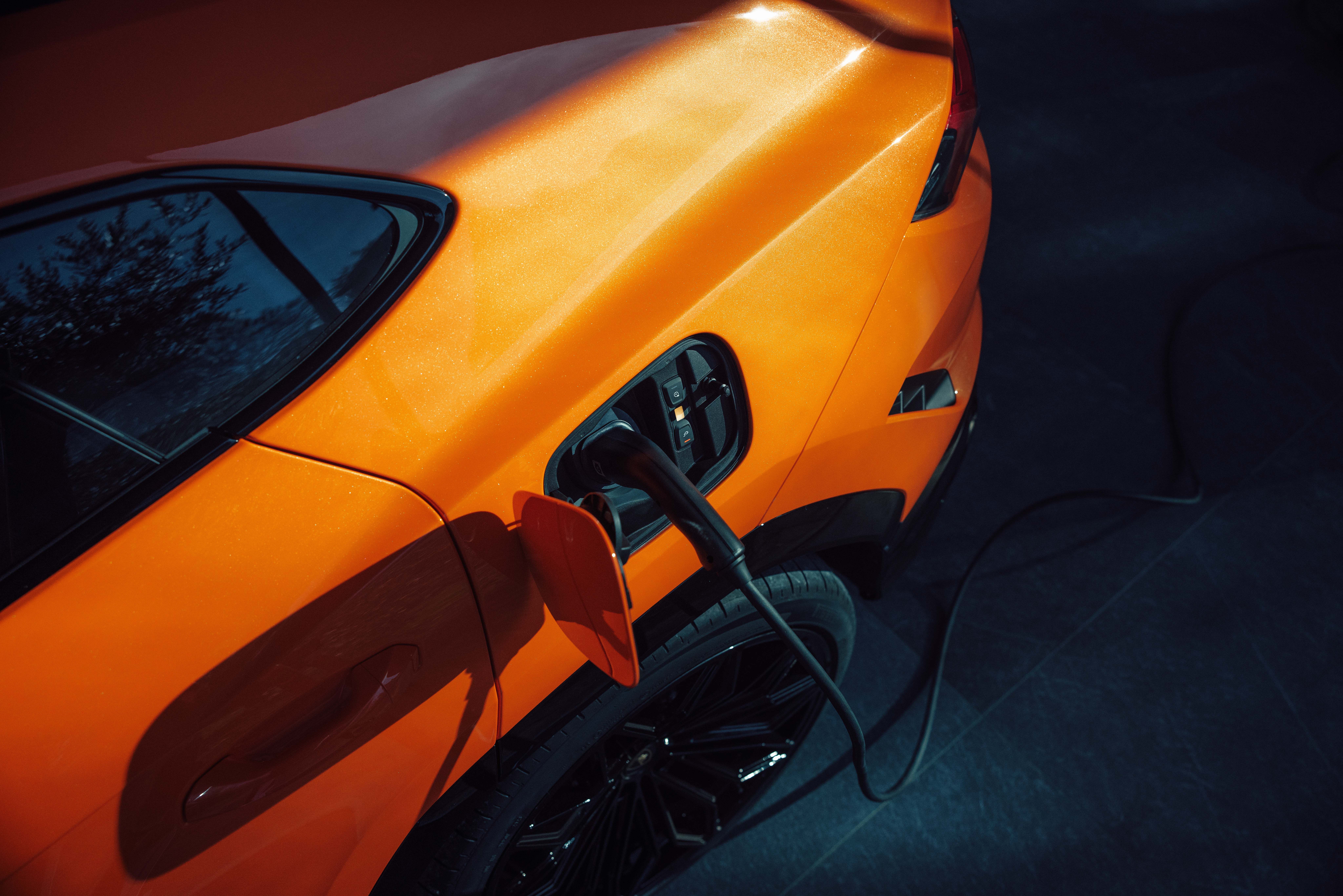 2025 Lamborghini Urus SE - PHEV (24)