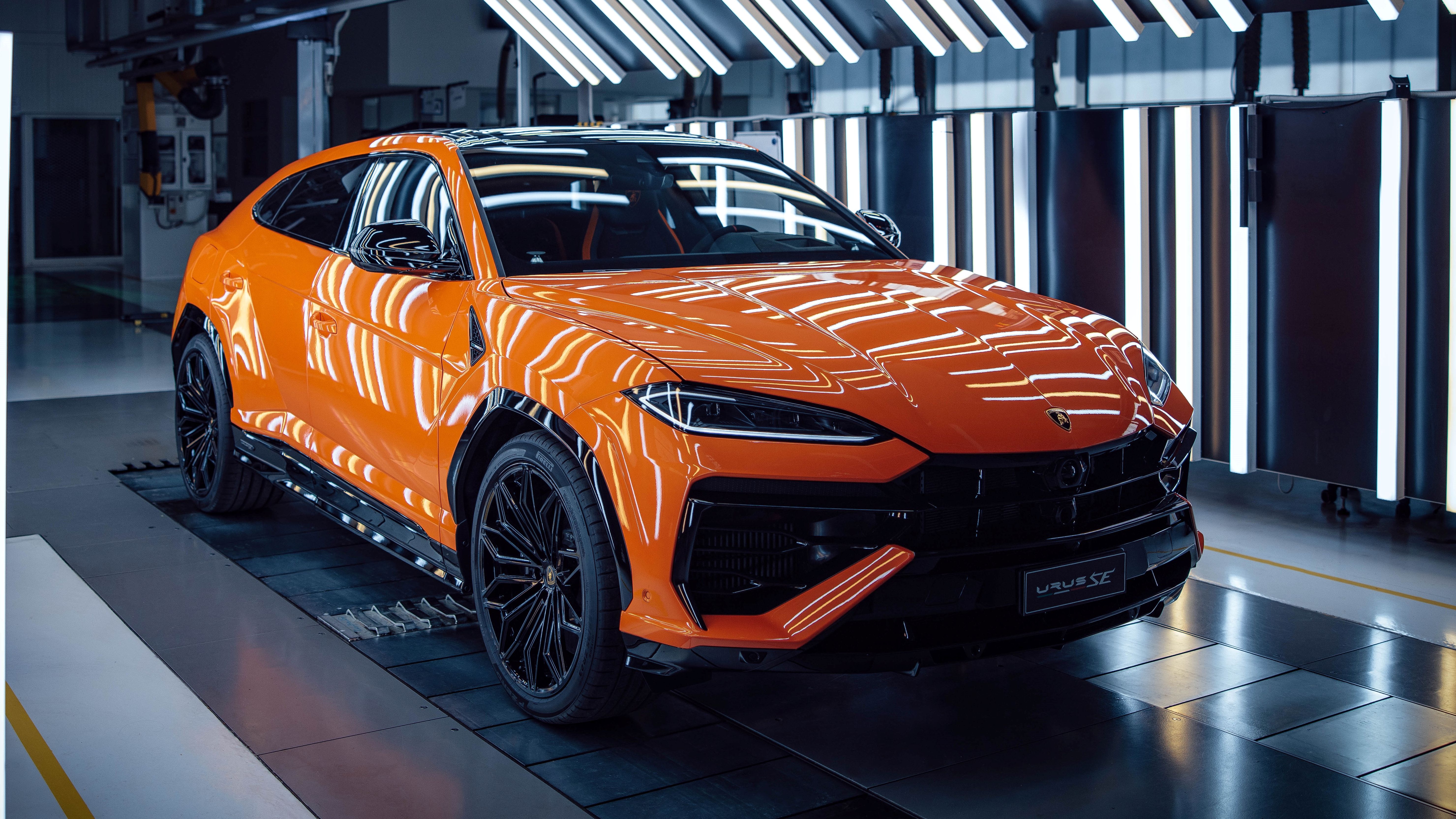 2025 Lamborghini Urus SE - PHEV (35)