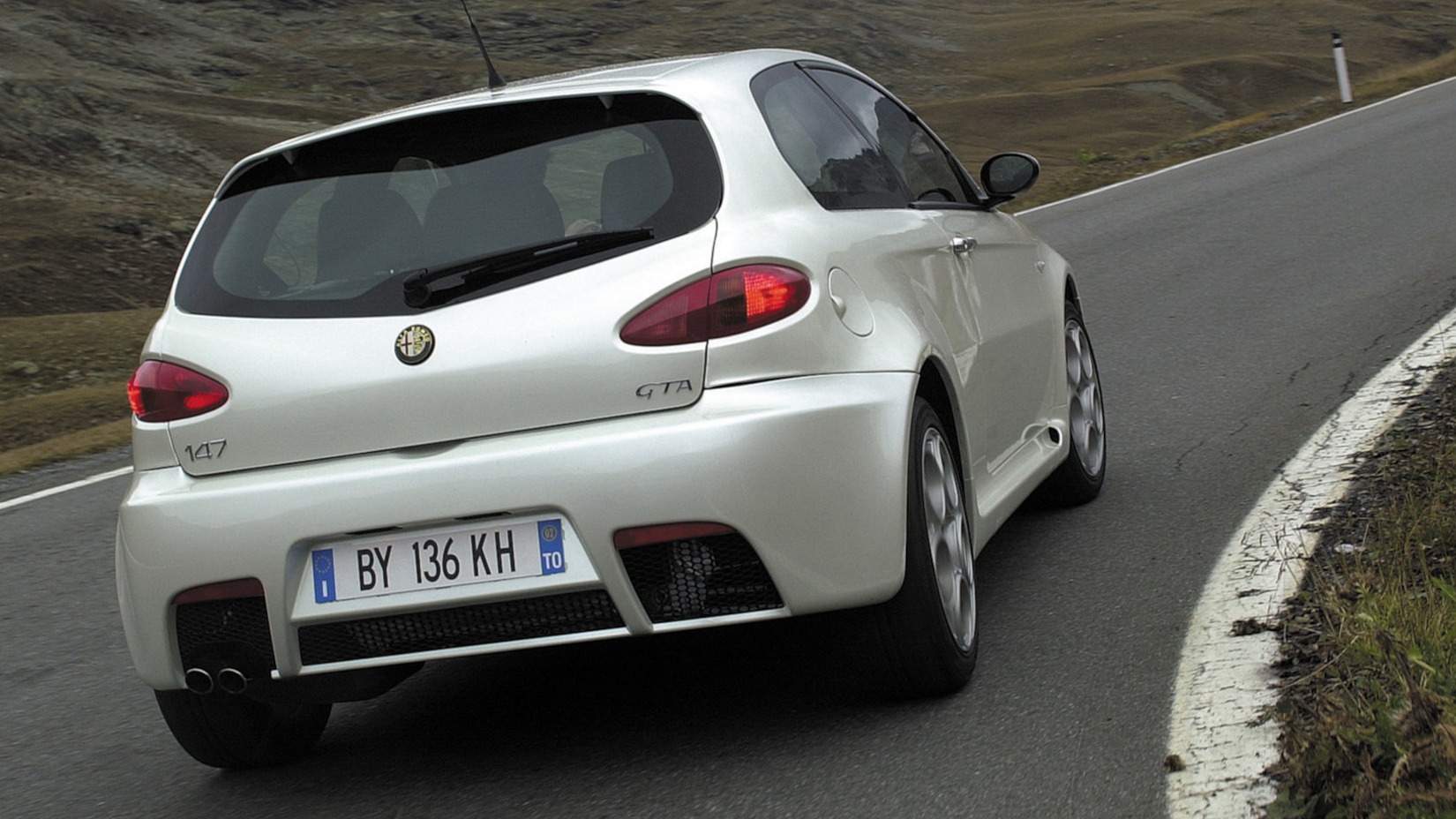 alfa romeo 147 gta rear