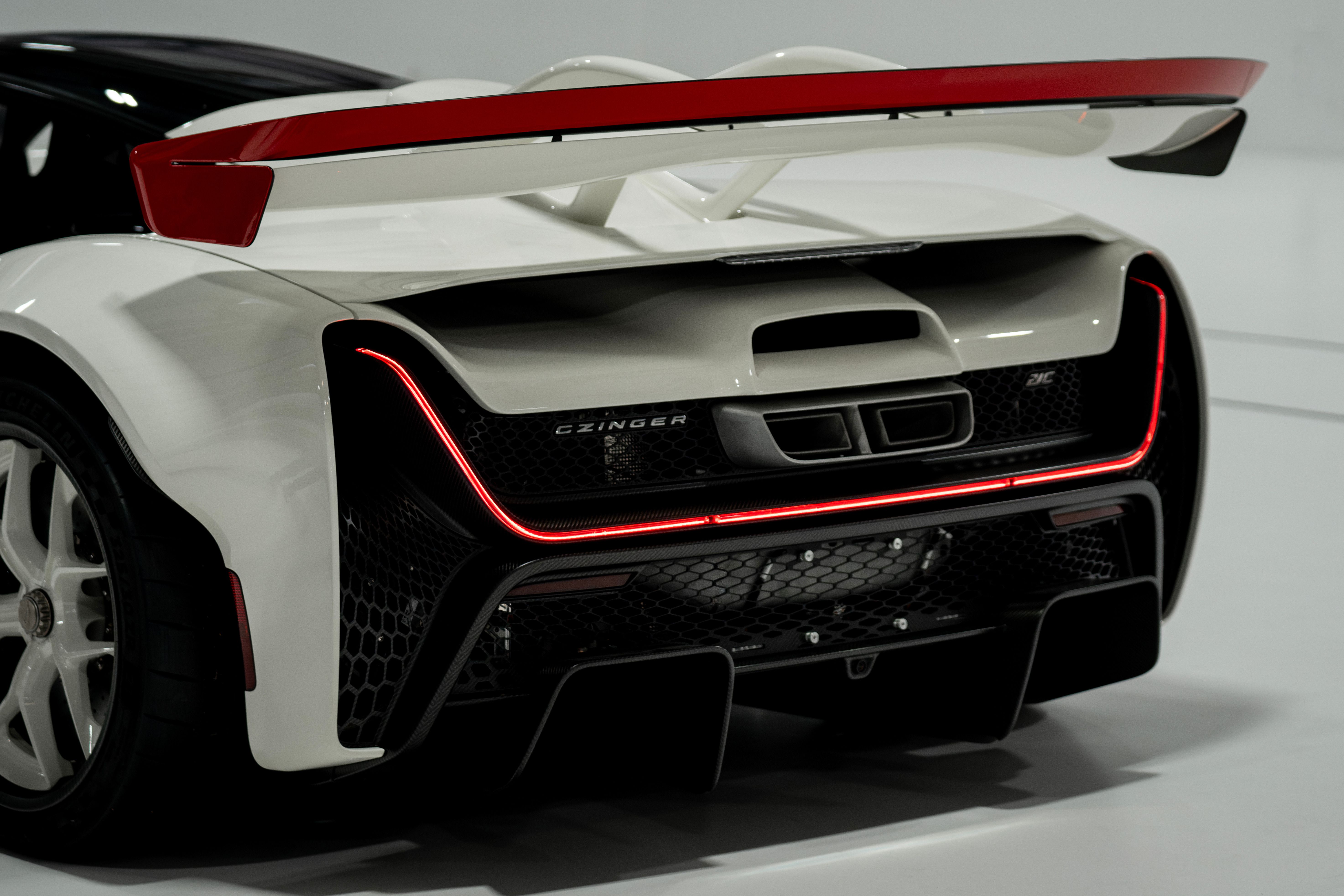 Czinger Unveils 21C El Mirage Hypercar With Fighter Jet-Inspired Design