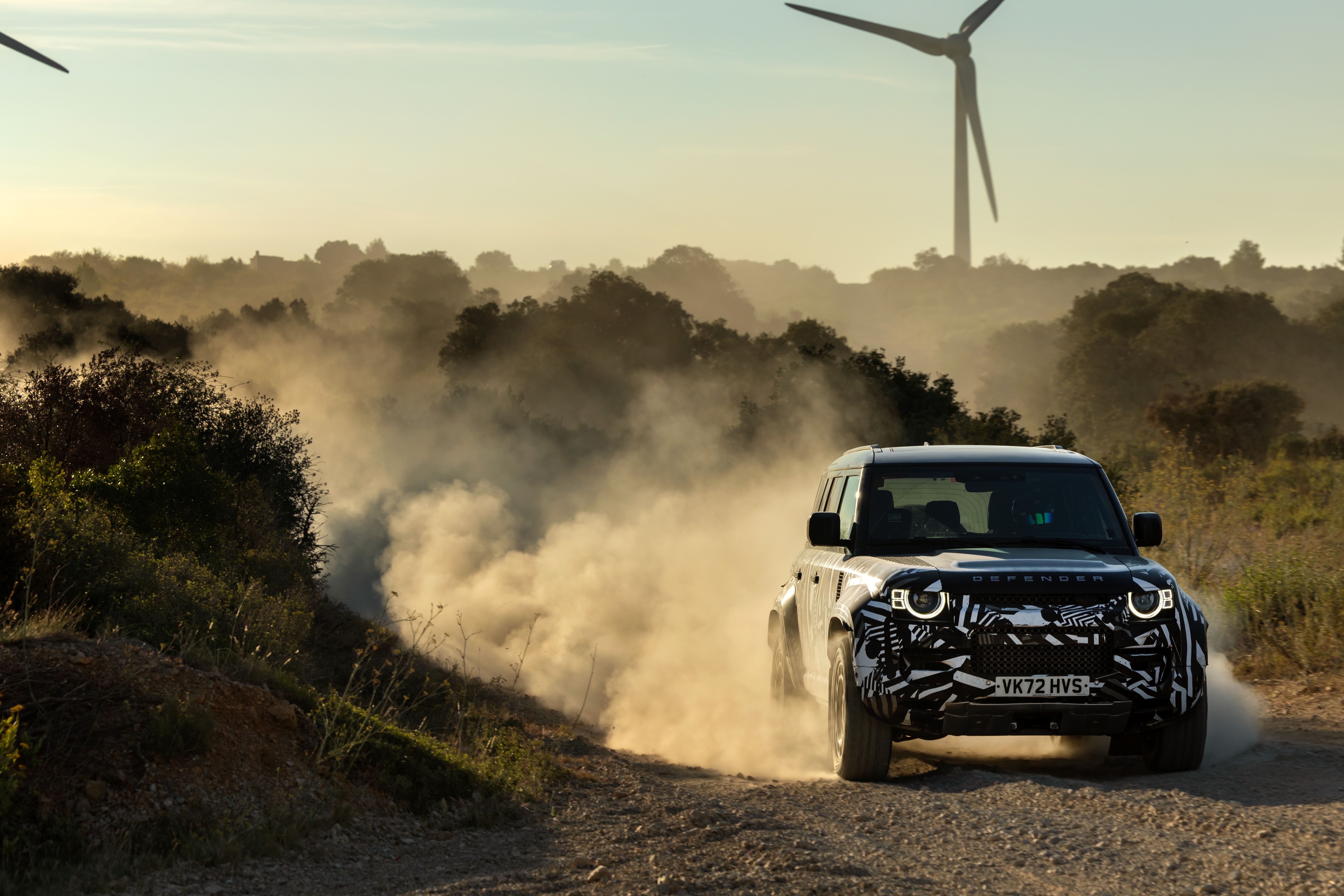 2025 Land Rover Defender OCTA Pricing, Photos & Specs