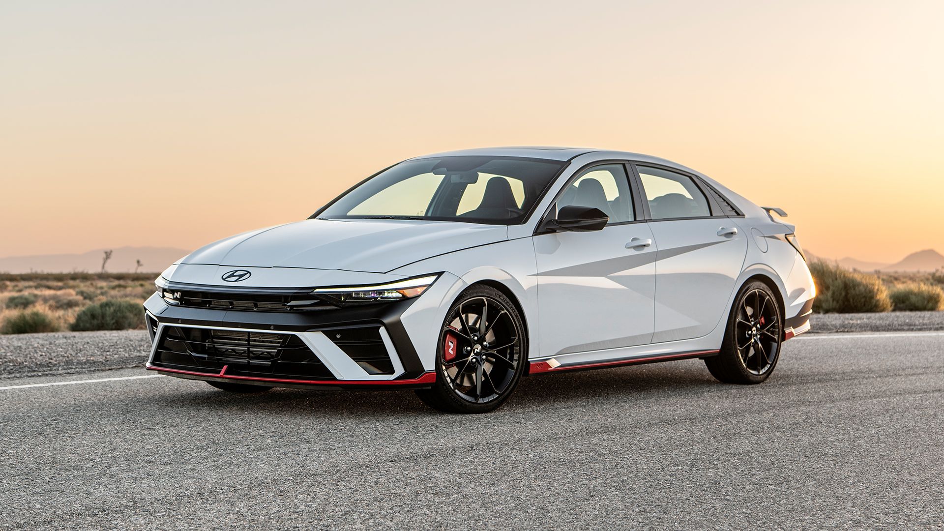 Hyundai Elantra N front 3/4