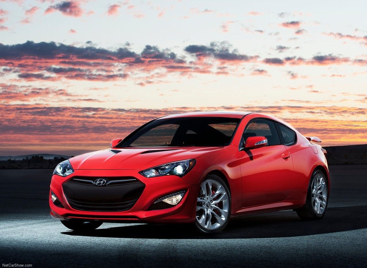 2013 Hyundai Genesis Coupe, Red