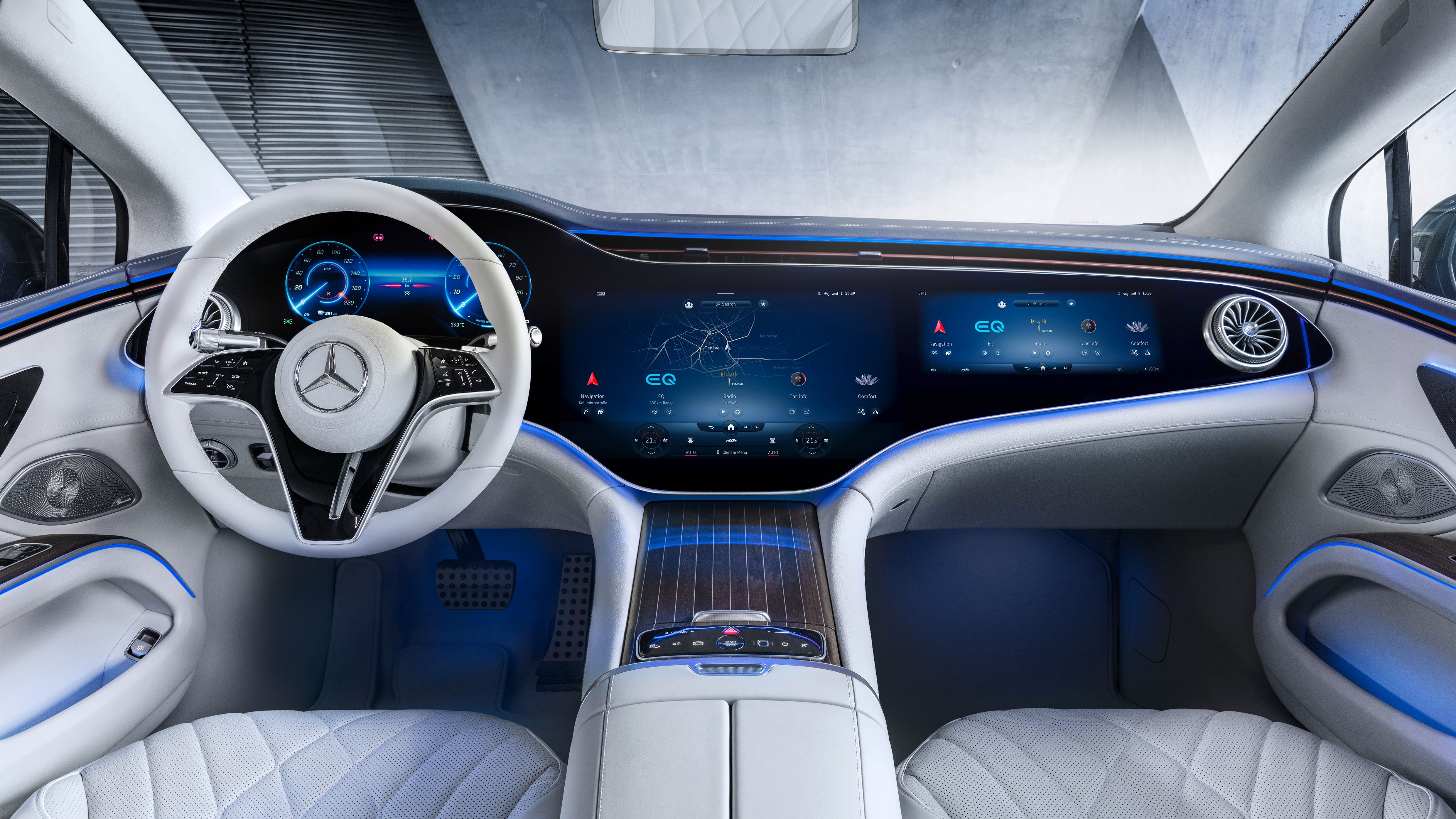 Mercedes EQS interior, hyperscreen