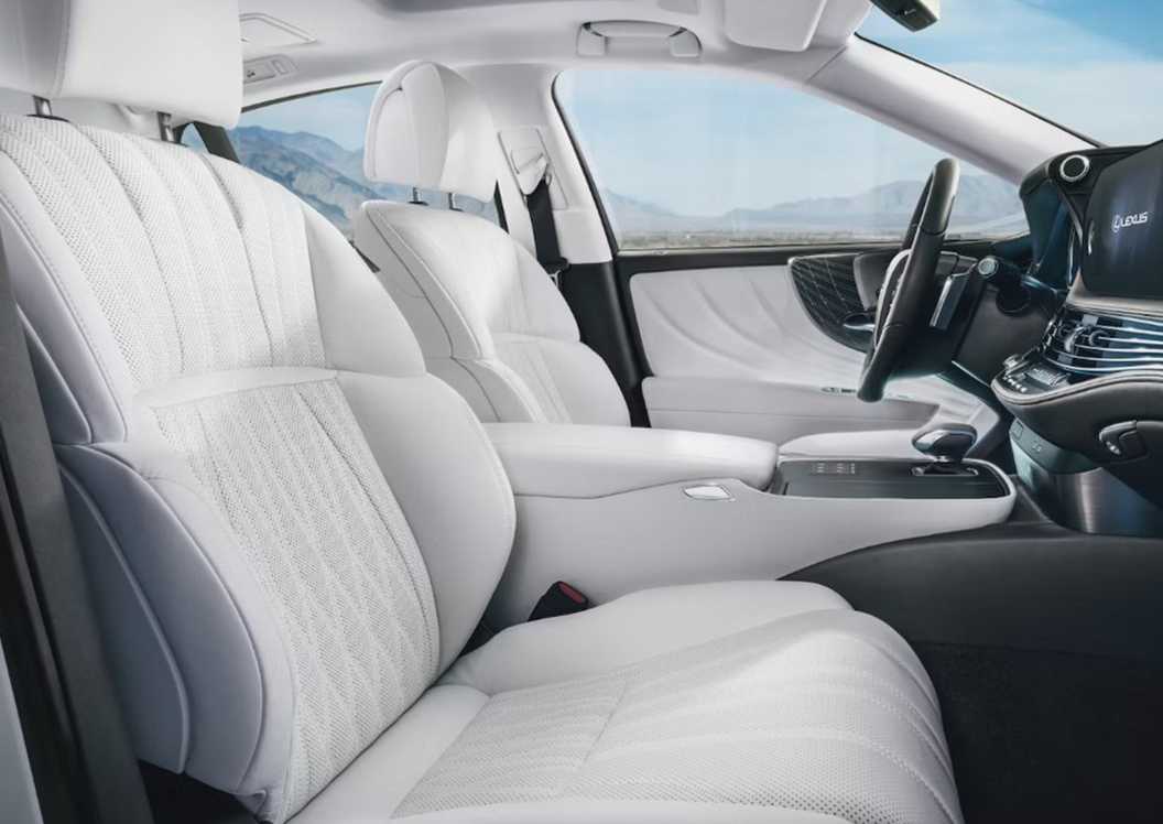 Form Over Function: 10 Cars With White Interiors That Are Worth The Risks