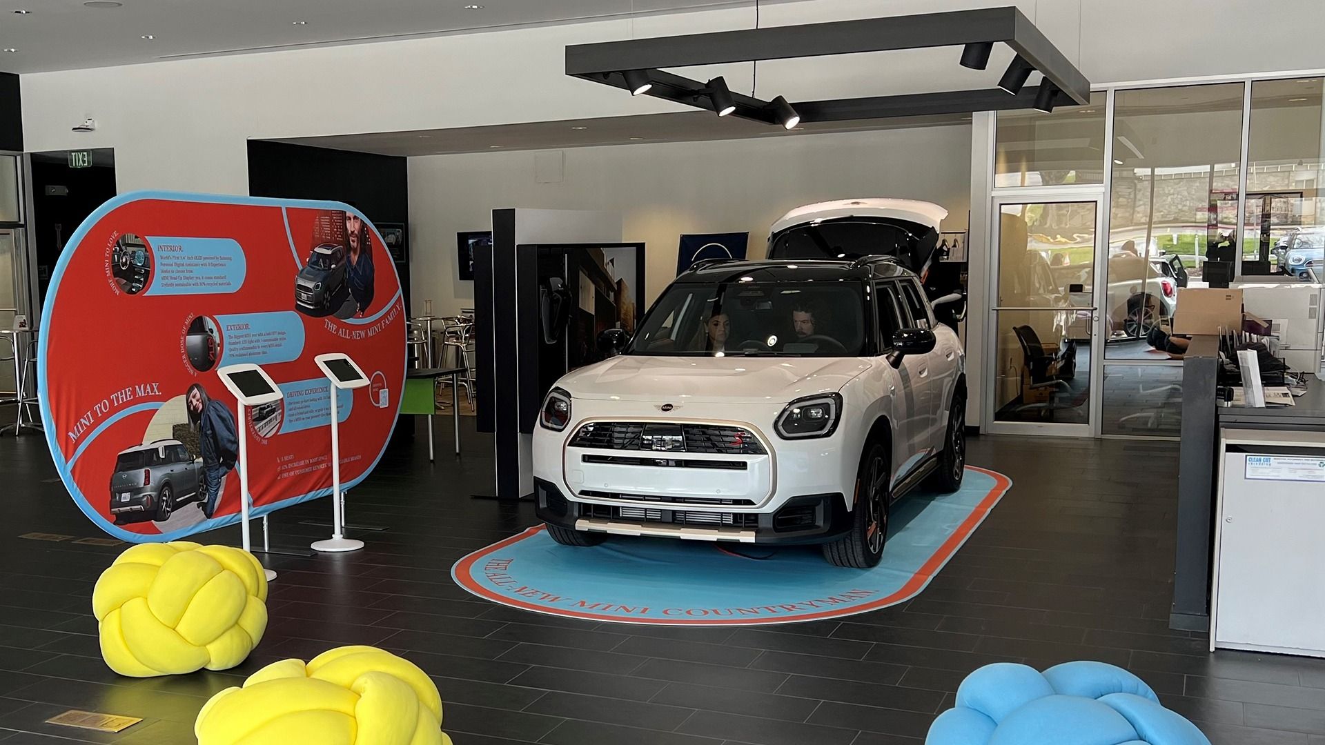 2025 Mini Countryman S ALL4 3/4 front view
