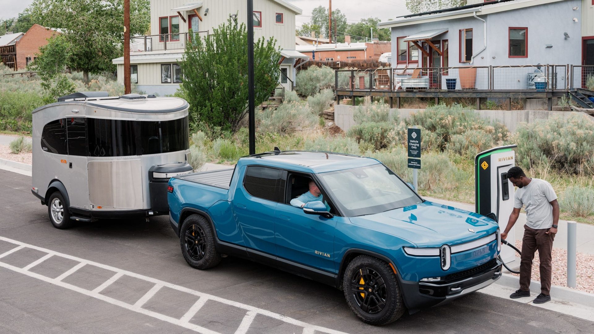 Rivian With Trailer Charging