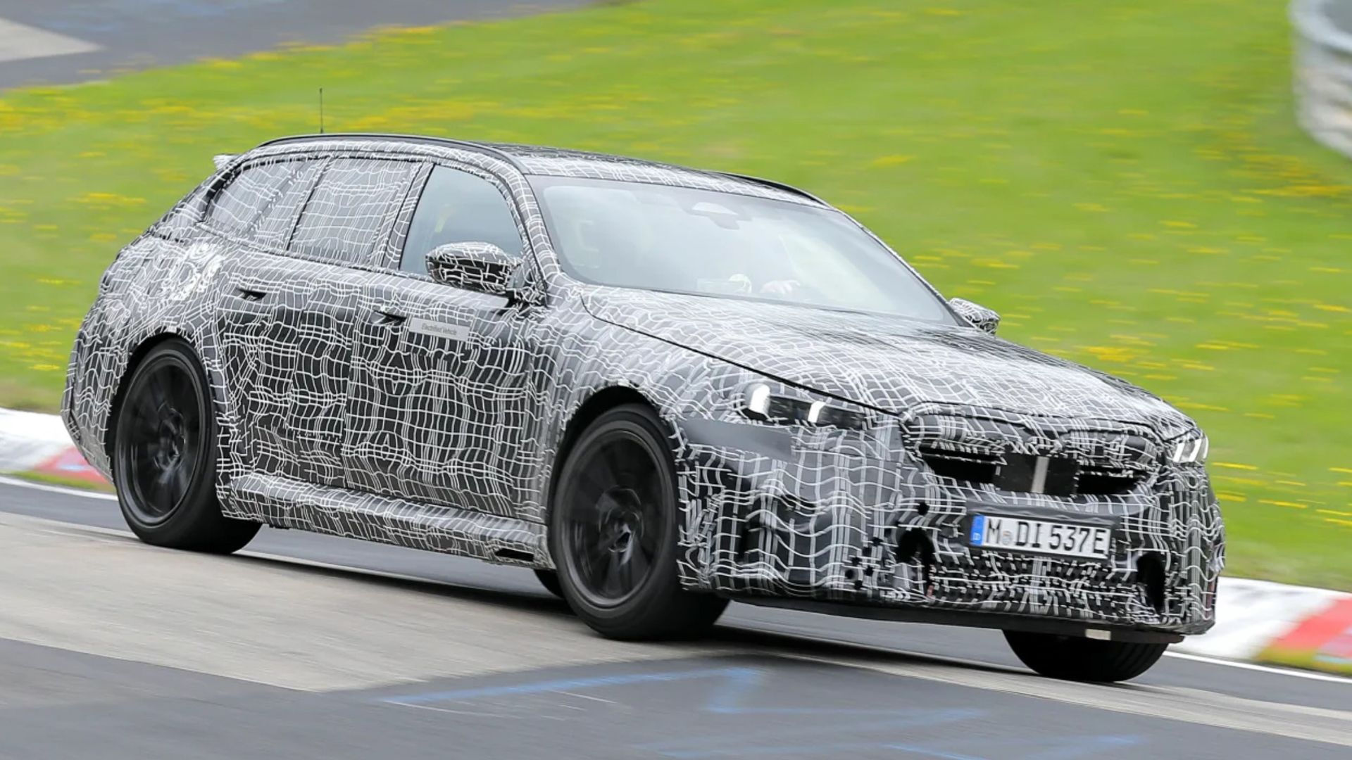2024 BMW M5 Touring Testing