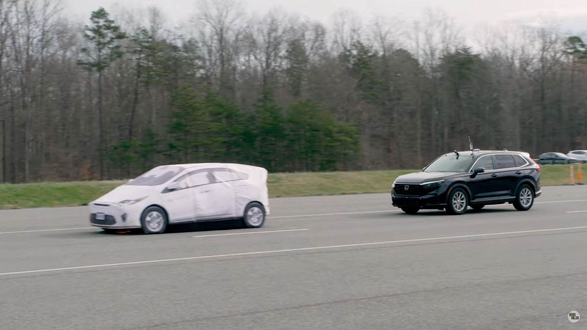 Only One Small SUV Earned A 'Good' Rating In This Updated IIHS Test