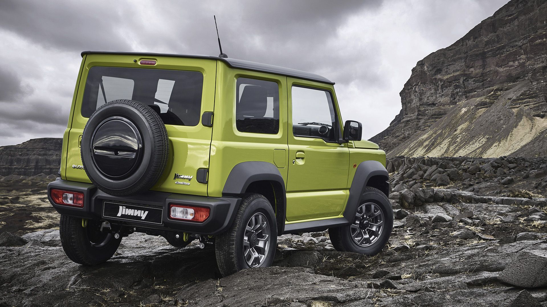 Suzuki Samurai: Revisiting The Popular Baby Wrangler