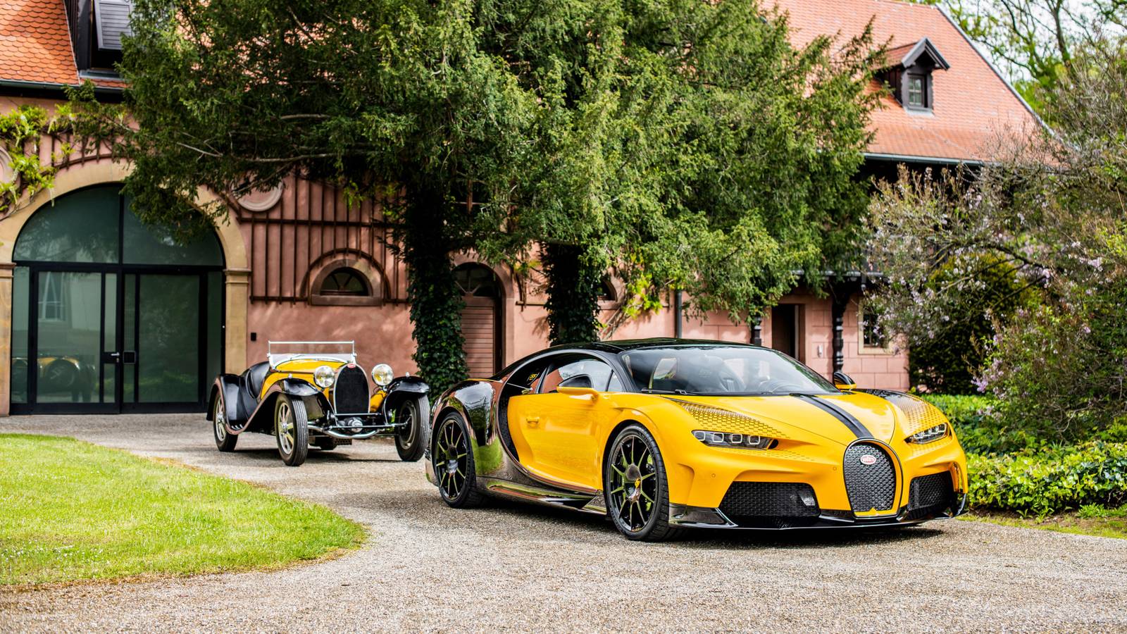 Bugatti Chiron '55 1 Of 1' Celebrates The First-Ever Super Sport