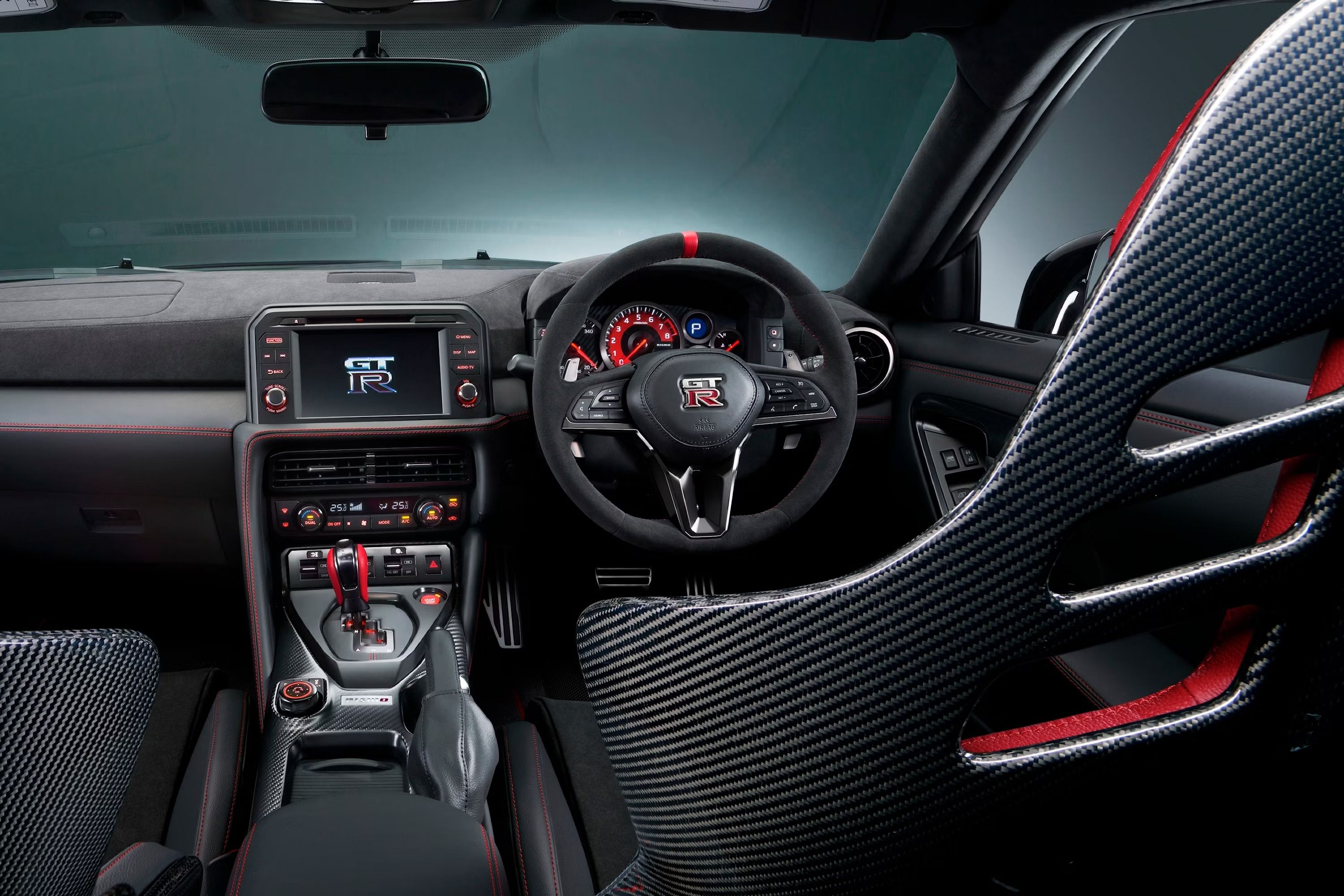 Nissan GT-R NISMO Interior