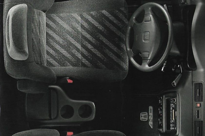 1st Gen CR-V Interior Overview