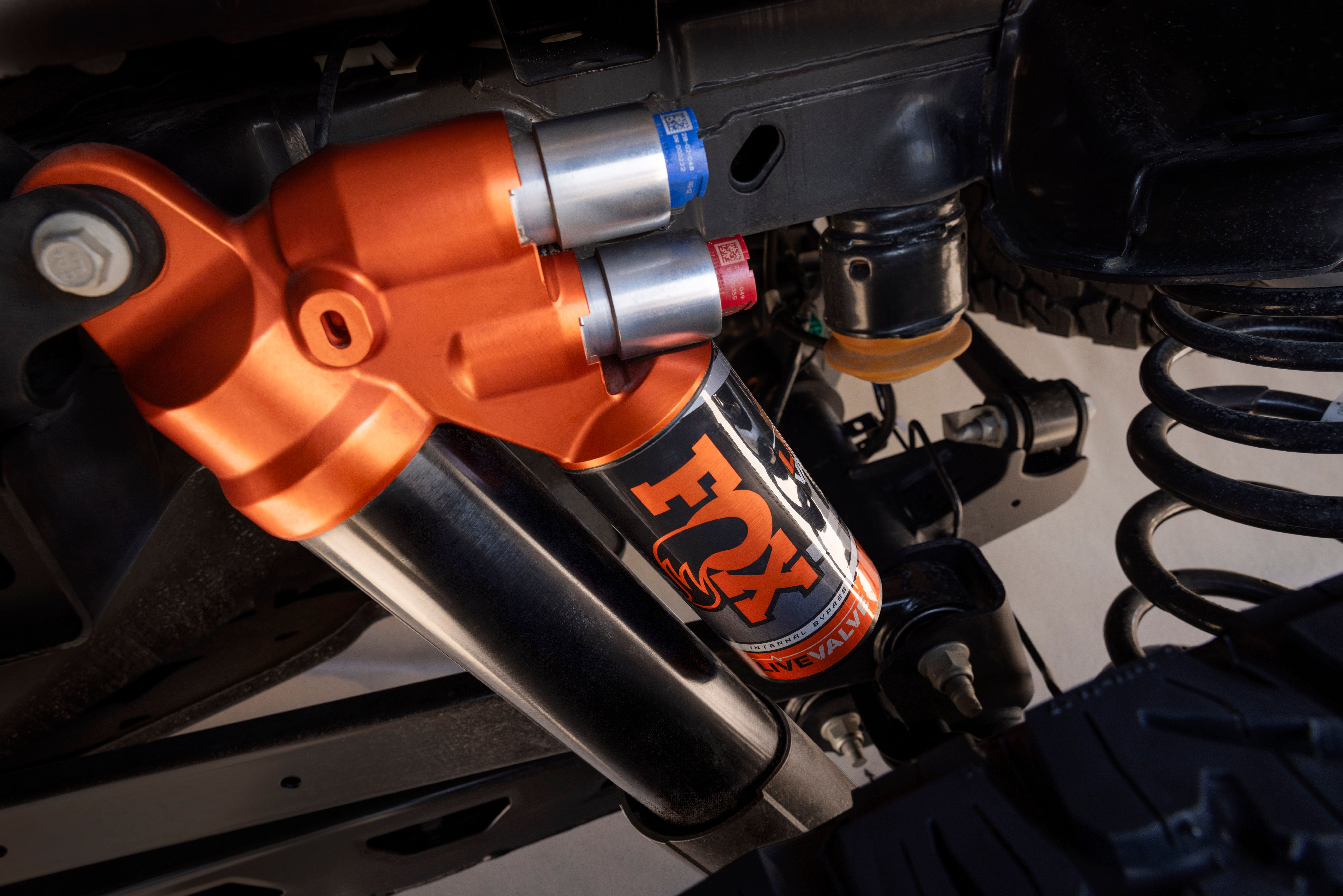 How The Ford F-150 Raptor R's Epic Off-Road Suspension Makes It Even ...