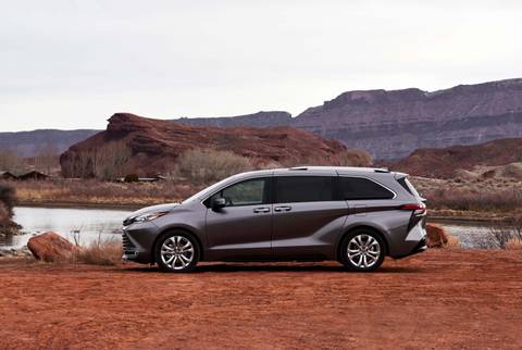 Best Minivans | 2024 Top Rated Minivans | CarBuzz