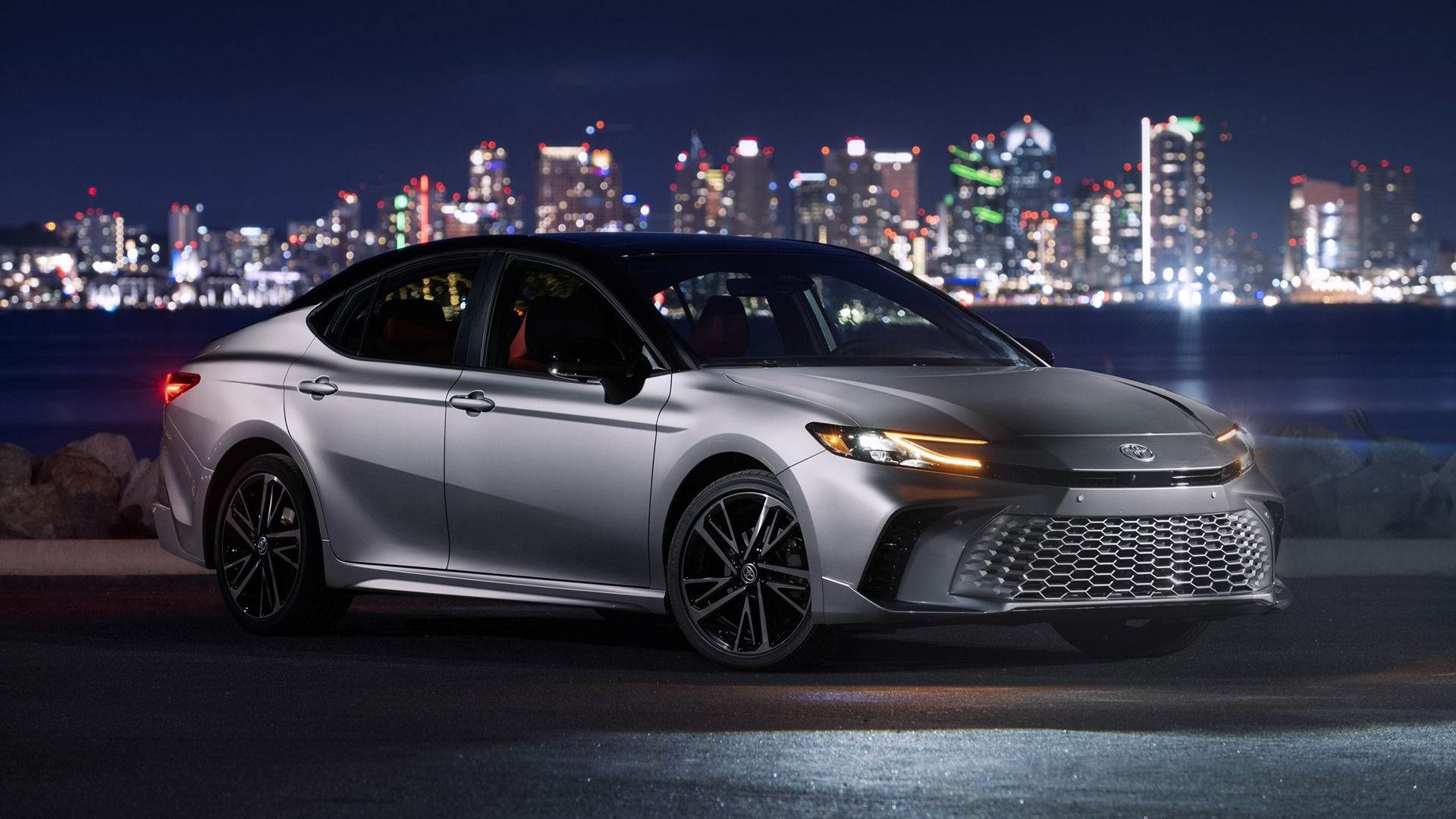 2025 Toyota Camry XSE 3/4 front view