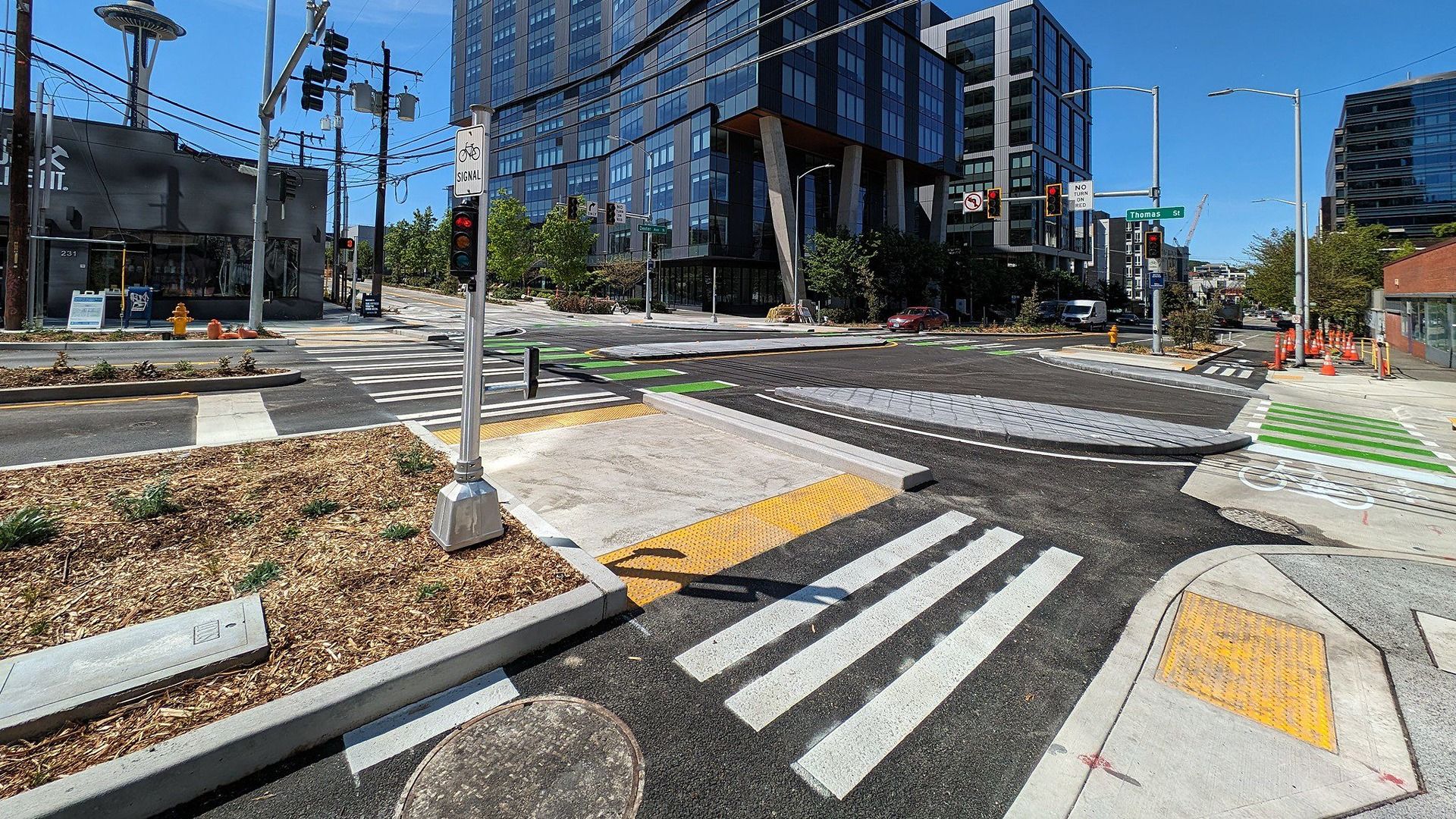 20 Feet For Safety: California's Daylighting Laws Come Into Effect With ...
