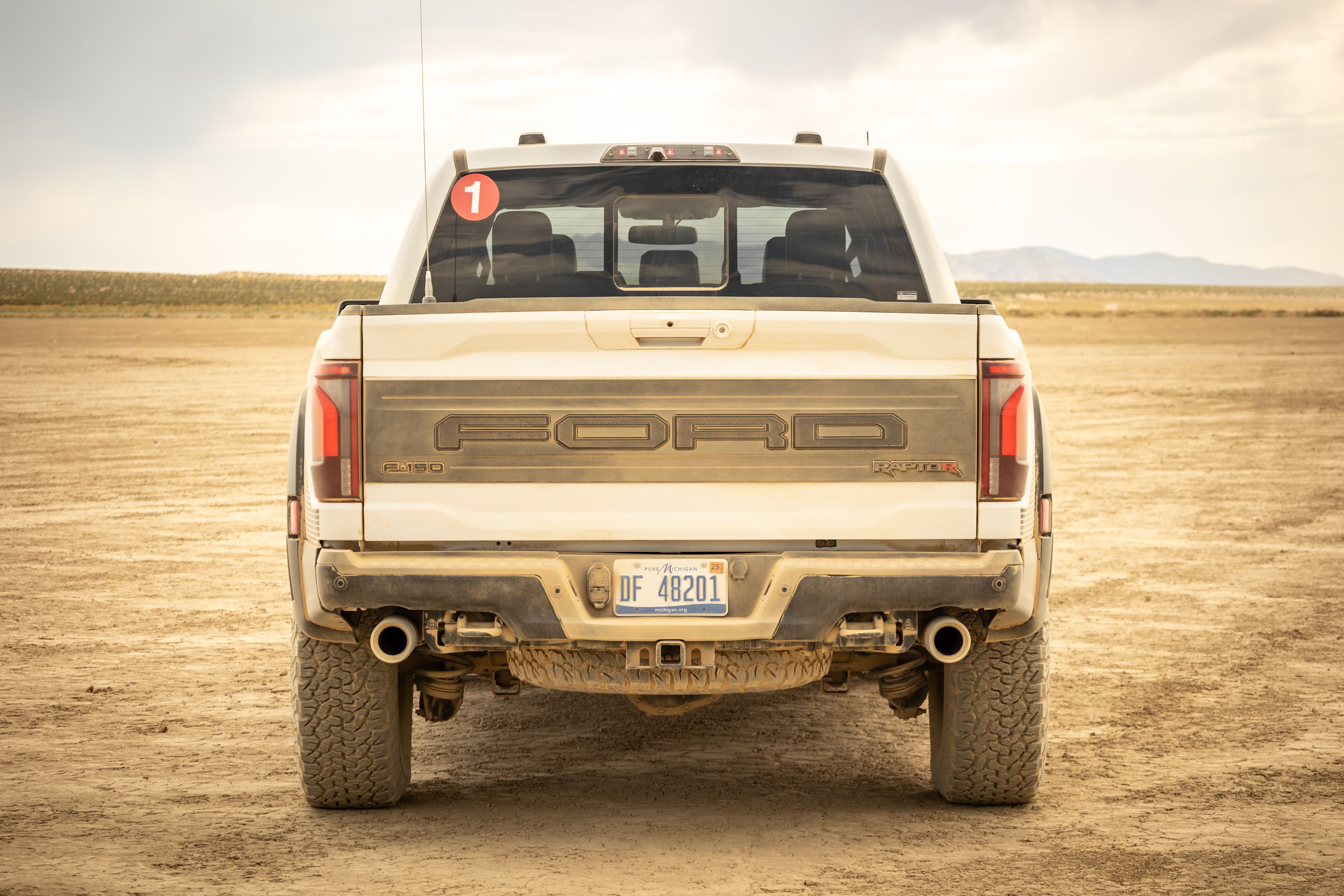 How The Ford F-150 Raptor R's Epic Off-Road Suspension Makes It Even ...