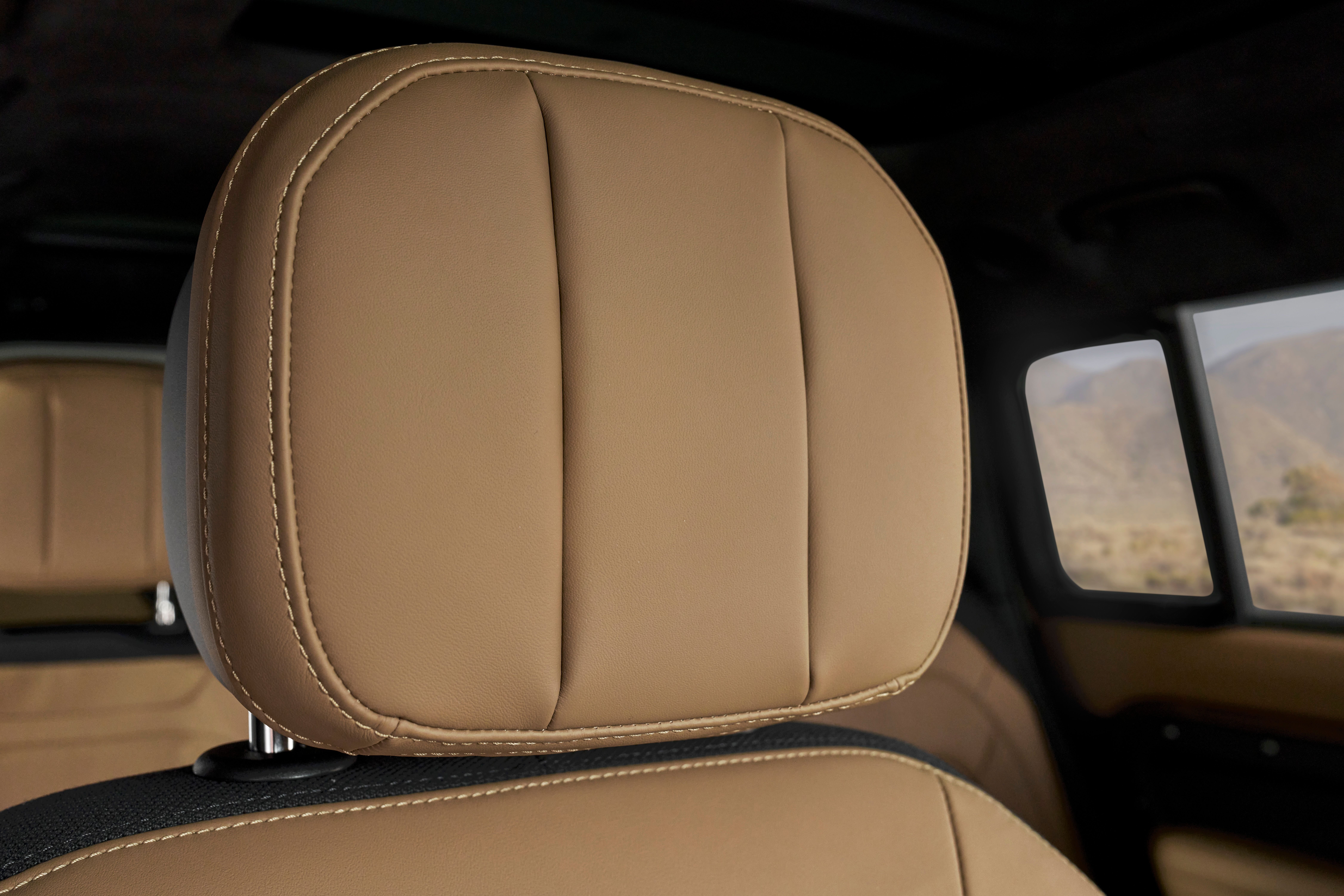 Land Rover Defender Gets More Luxury, New Seats, And Special Sedona ...