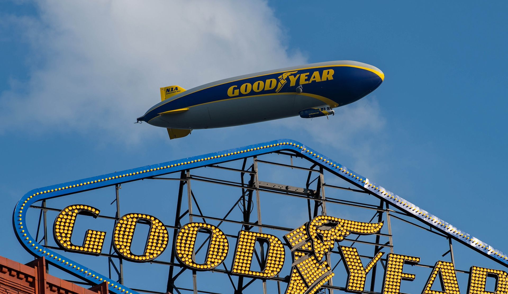 Photo of Goodyear Blimp Wingfoot One N1A