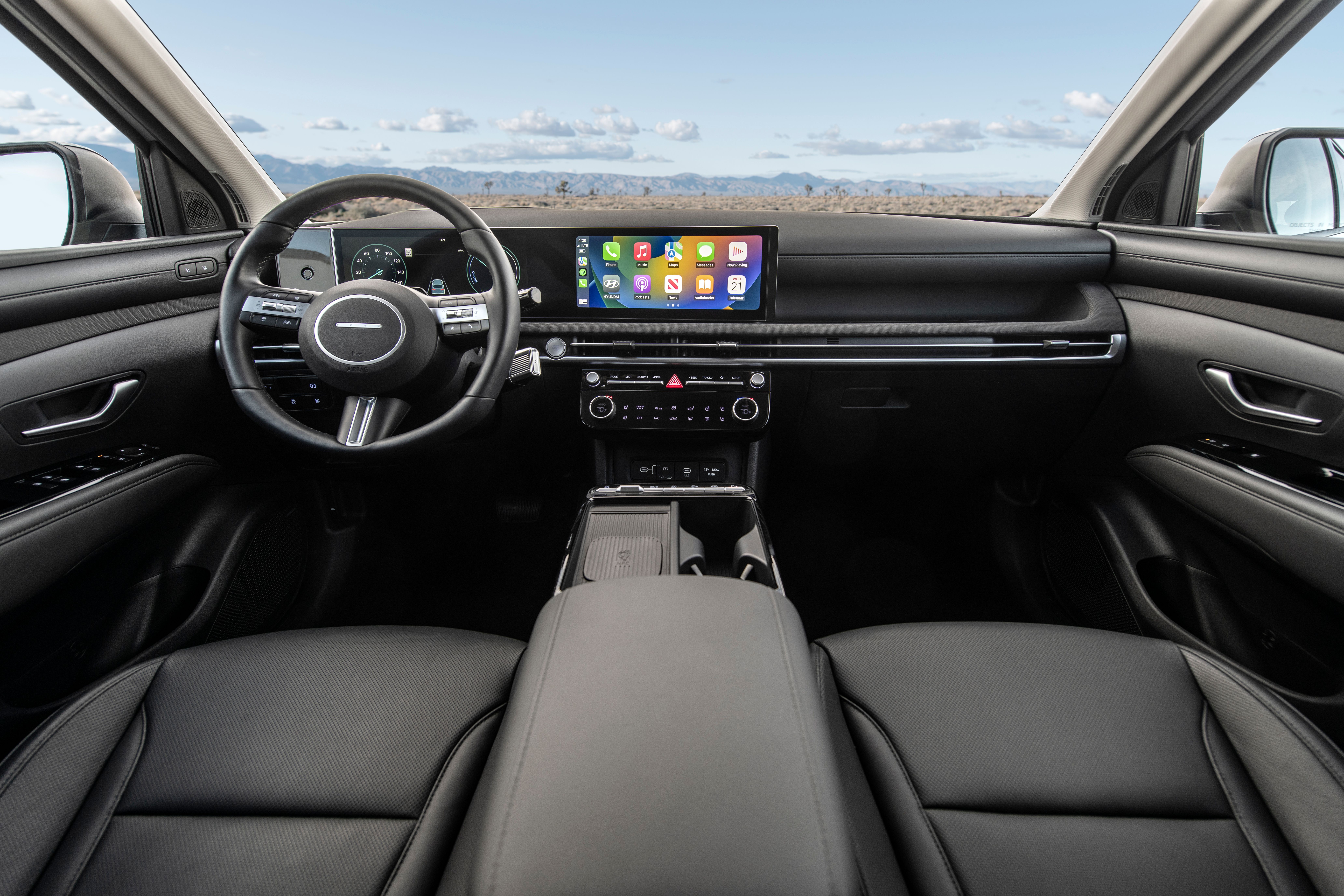 2025 Hyundai Tucson Hybrid Interior