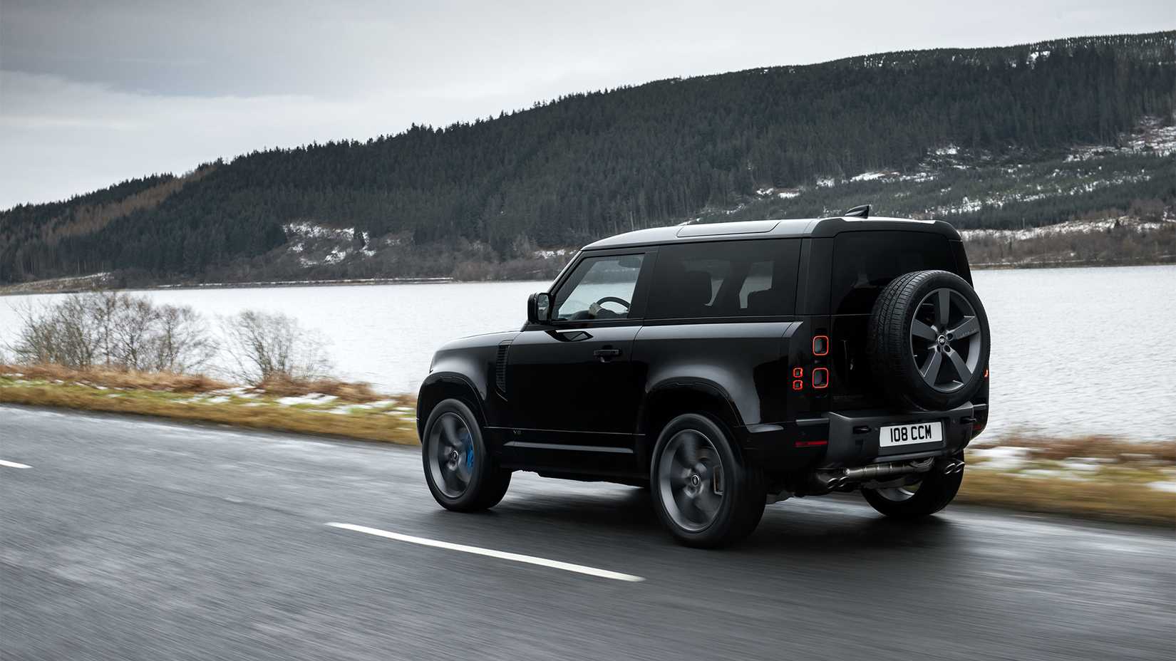 2026 Land Rover Price Starts Over $60,000, Base Defender 90 Dead