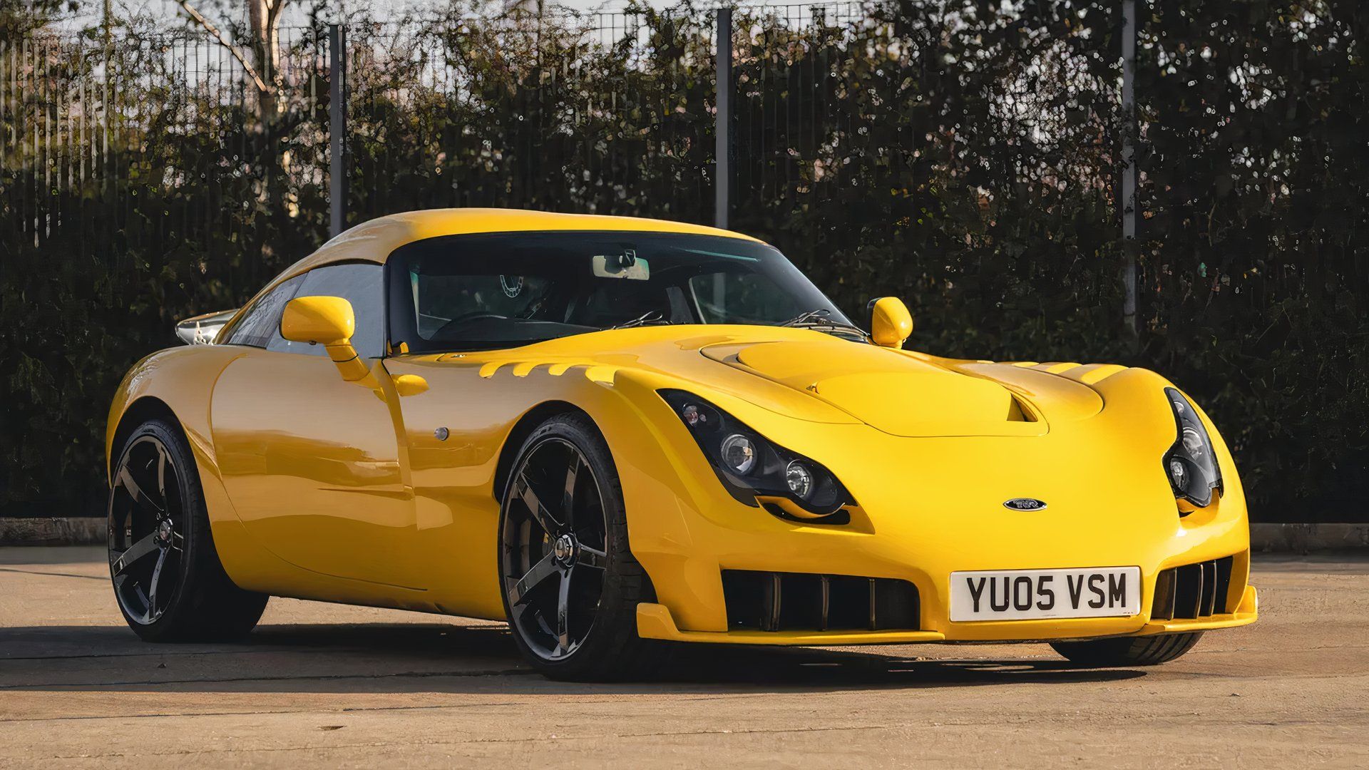 TVR Sagaris front