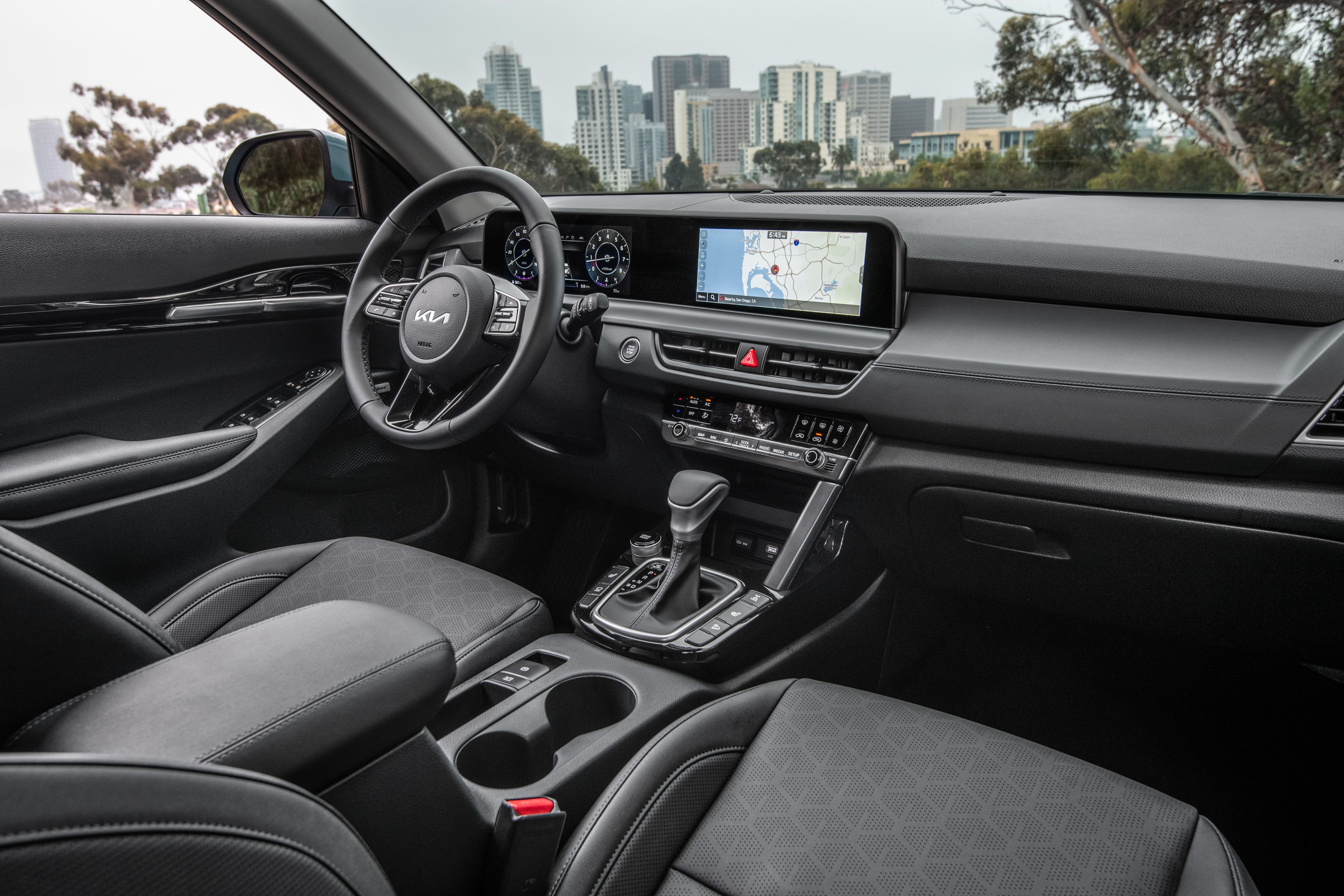 2024 Kia Seltos, Interior