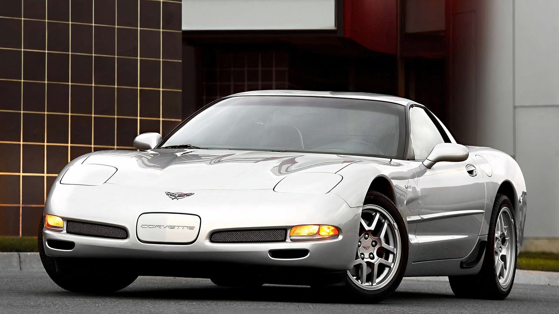 2002 C5 Chevrolet Corvette Z06, front quarter view, silver