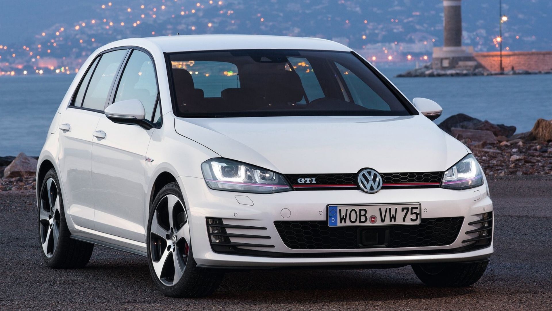 2014 vw golf gti front quarter white