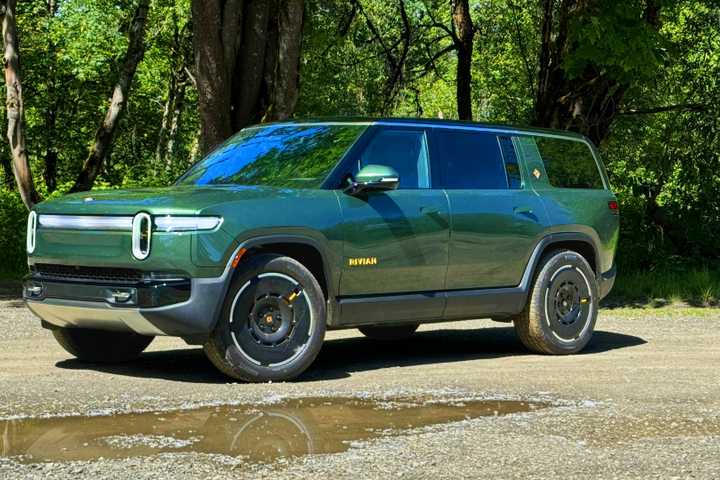 Best SUVs for Off Road | 2026 Offroad SUVs Rated | CarBuzz