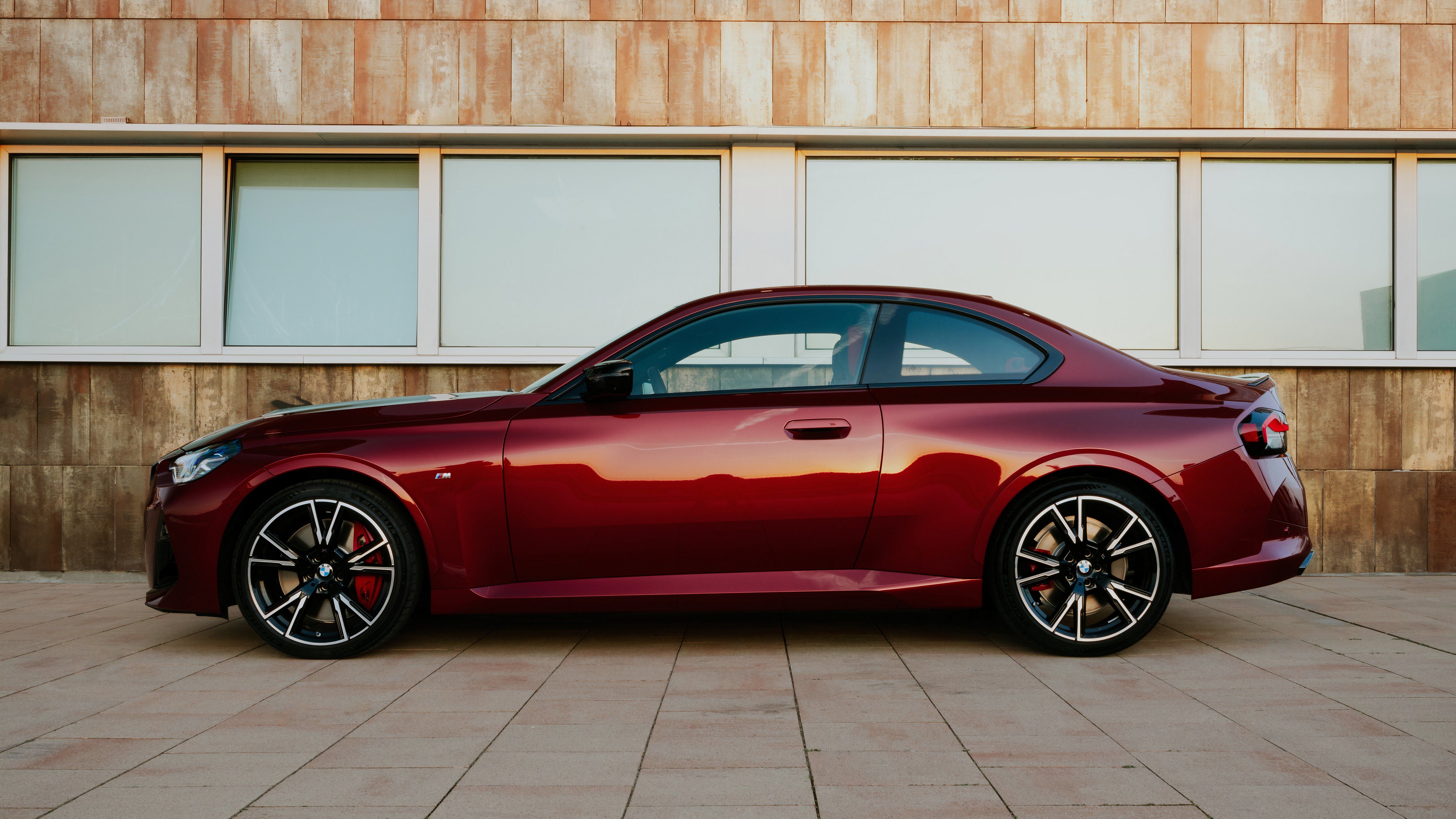 2025 BMW 2 Series side profile 2-1